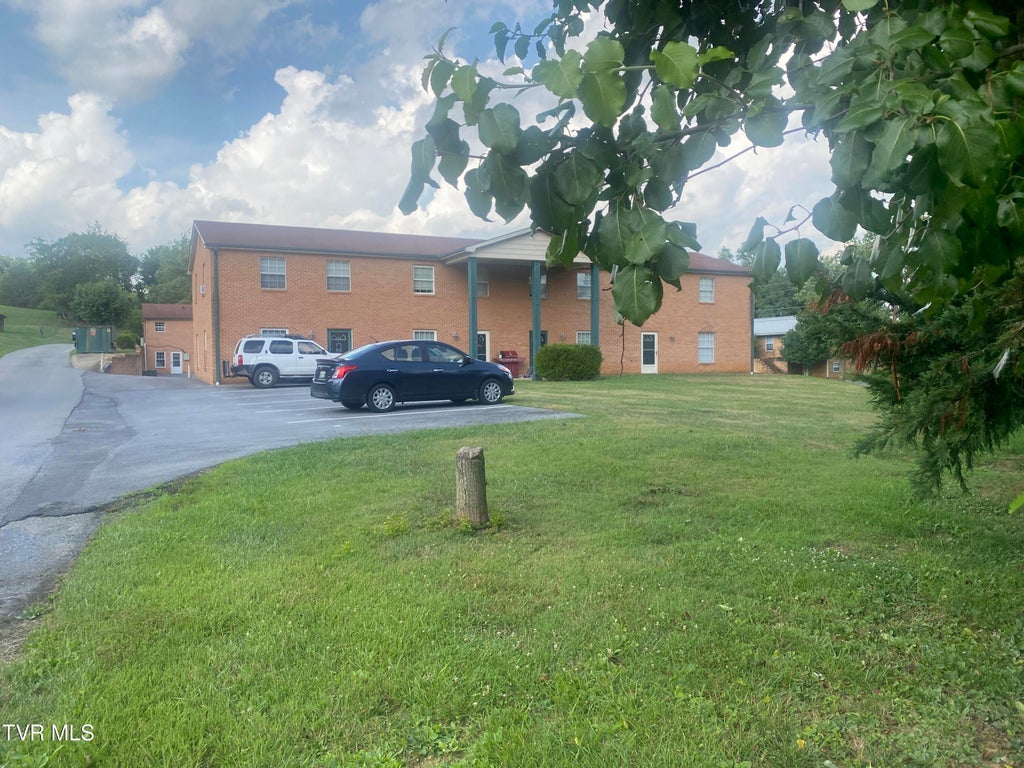Photo of 103 Skyview Drive, Greeneville, TN 37745 (MLS # 10000011)