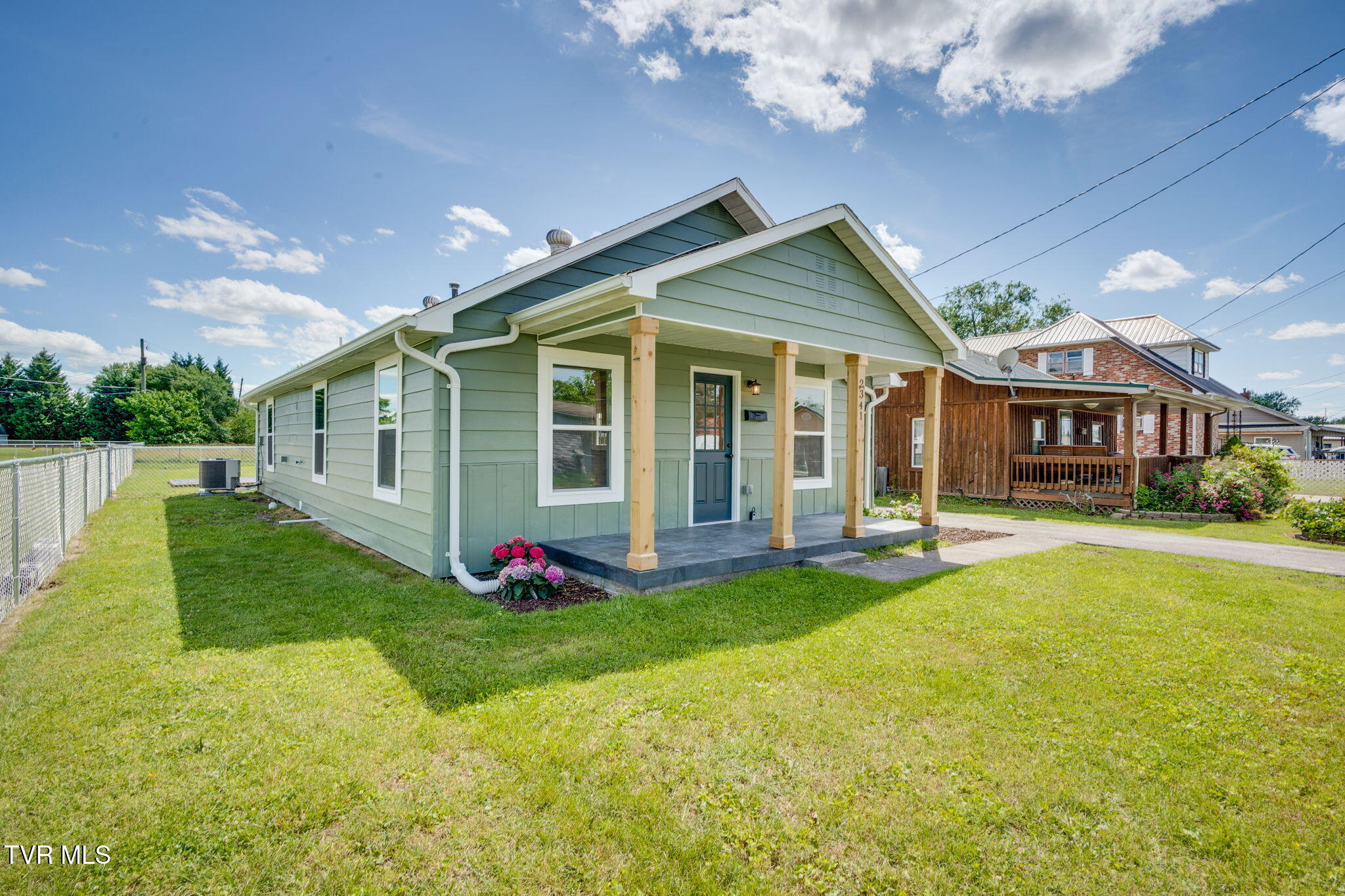 2341 Maxwell Avenue, Kingsport, Tennessee image 2