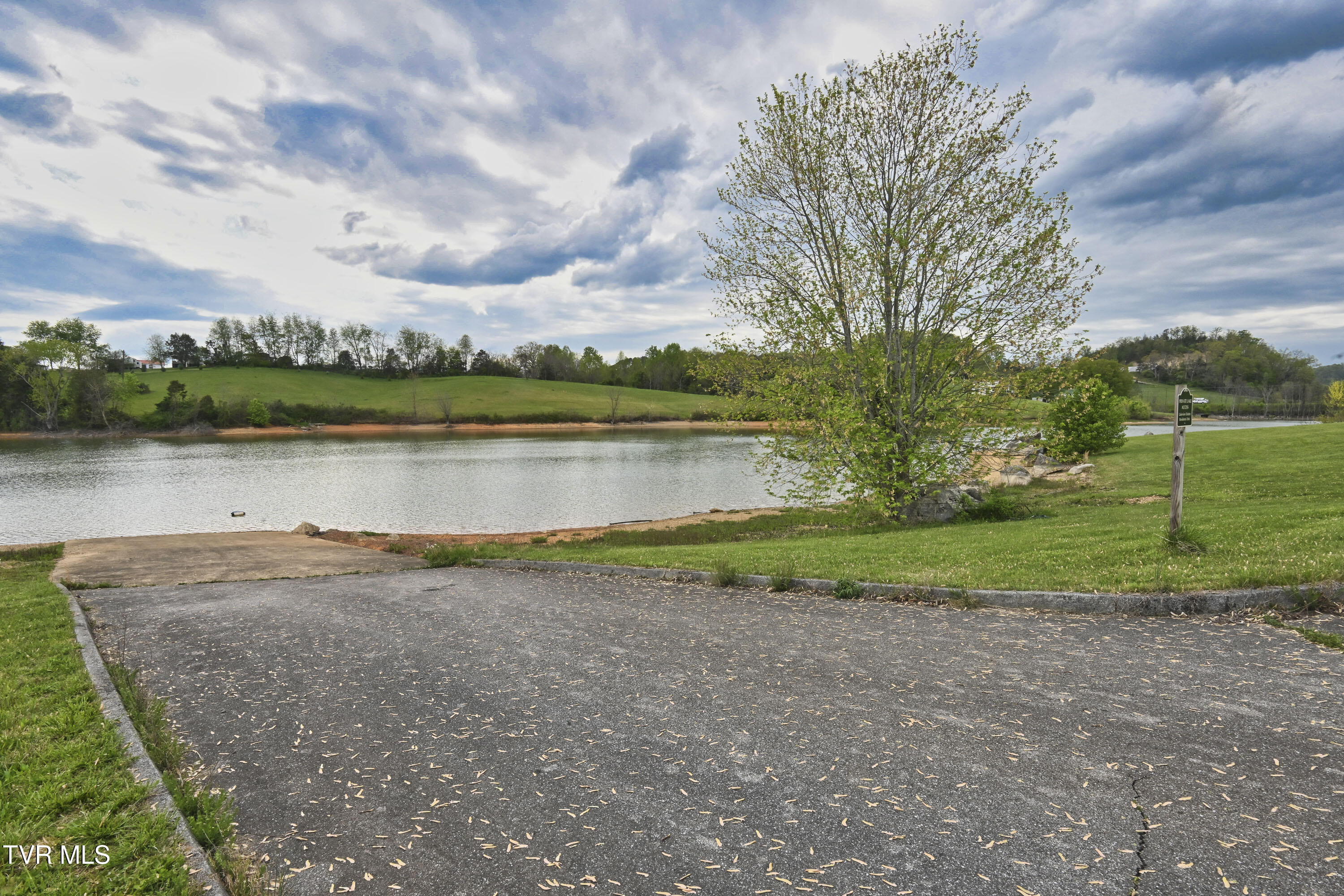139 Lake View Estates Drive, Bristol, Tennessee image 44