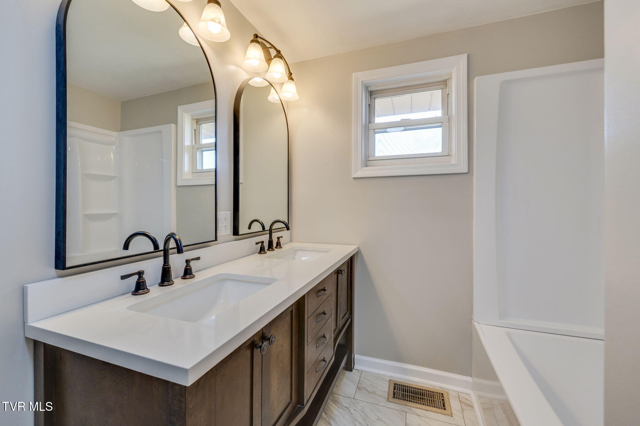 5525 Shawnee Drive, Kingsport, Tennessee image 20