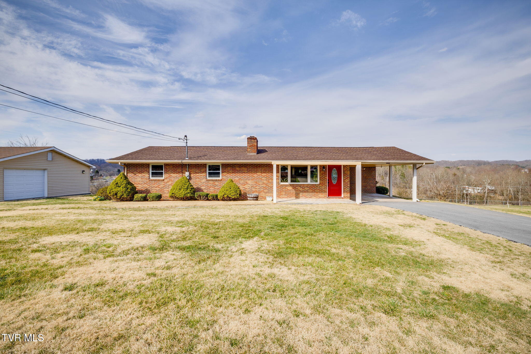 5525 Shawnee Drive, Kingsport, Tennessee image 1