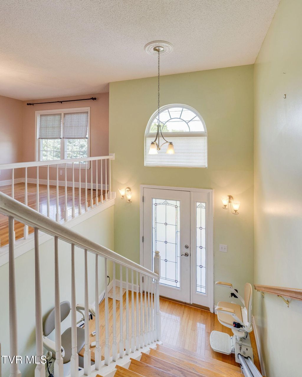 Photo of 206 Persimmon Lane, Jonesborough, TN 37659 (MLS # 9983464)