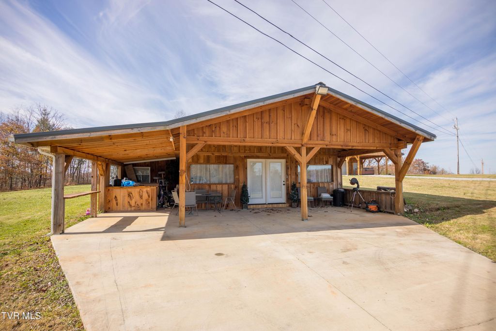 Photo of 7695 Greystone Road, Afton, TN 37616 (MLS # 9988410)