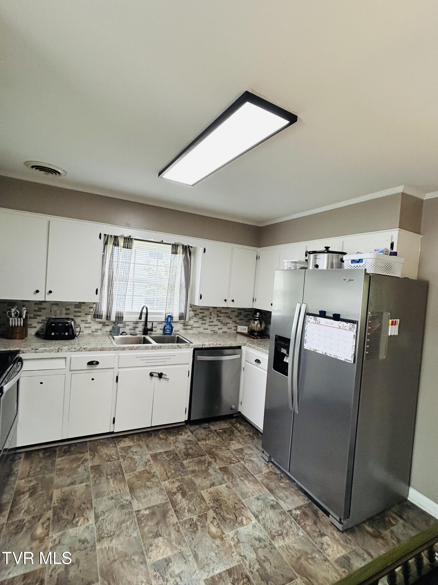 312 Colonial Circle, Greeneville, Tennessee image 13