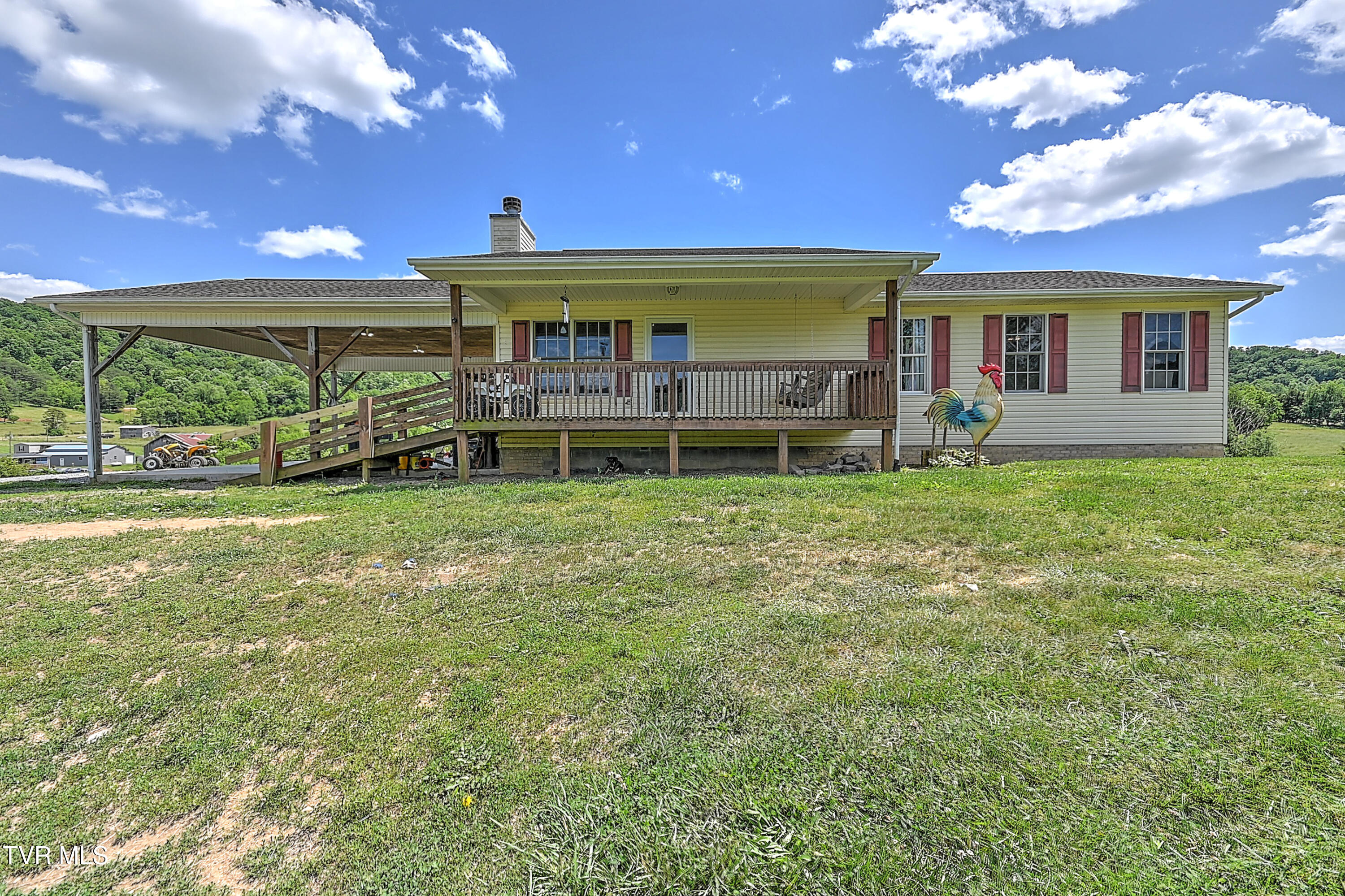 1992 Stanley Valley Road, Surgoinsville, Tennessee image 2