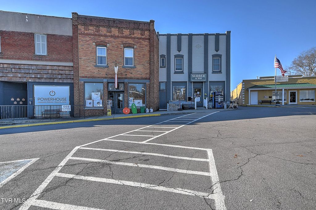 Photo of 208 Town Square Street, Glade Spring, VA 24340 (MLS # 9990274)