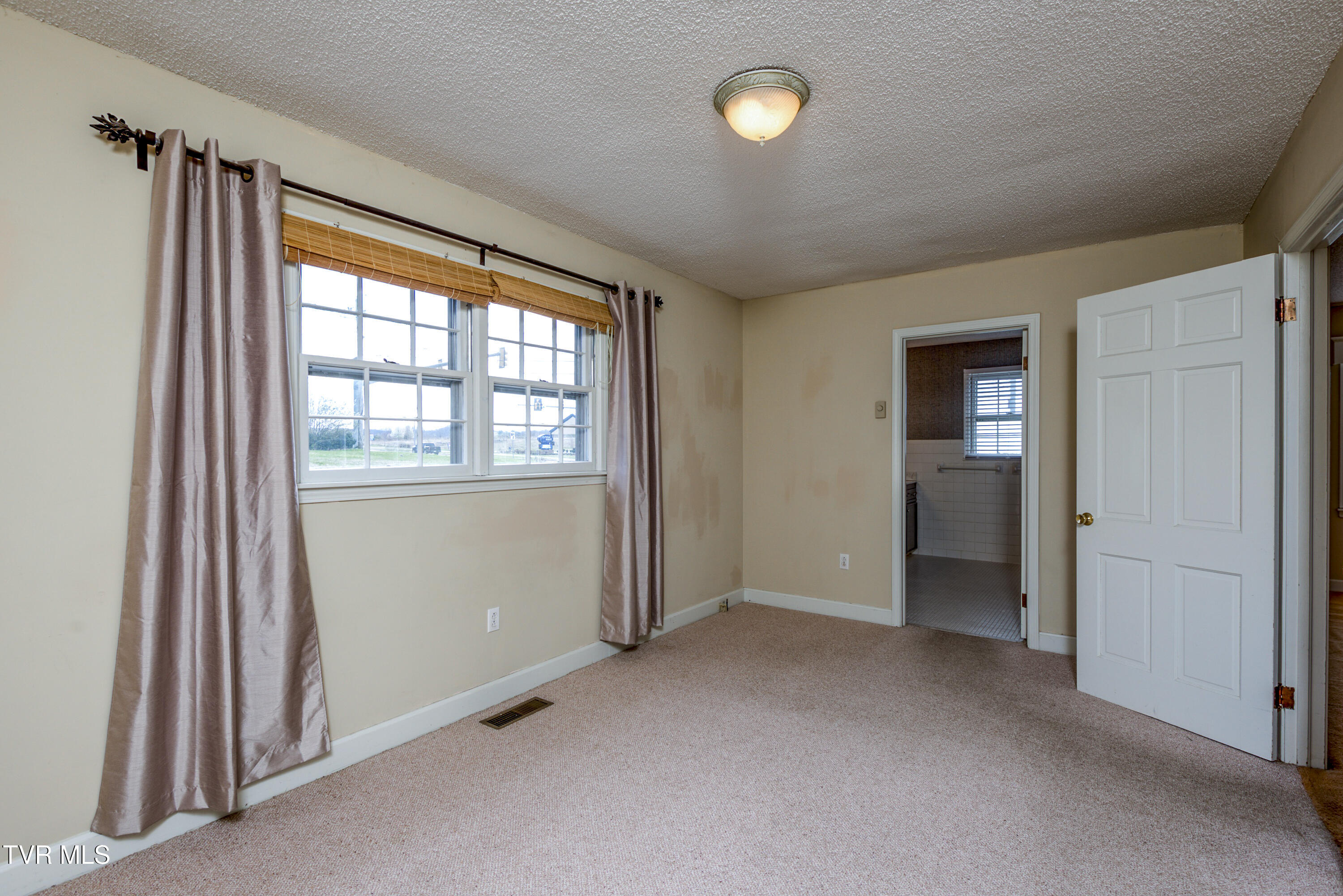125 Rosewood Lane, Bristol, Virginia image 28
