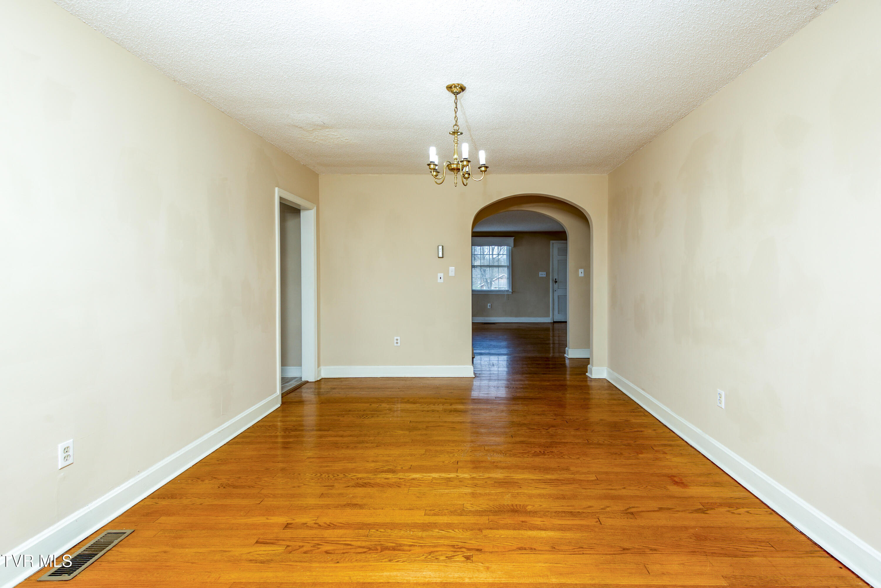 125 Rosewood Lane, Bristol, Virginia image 10