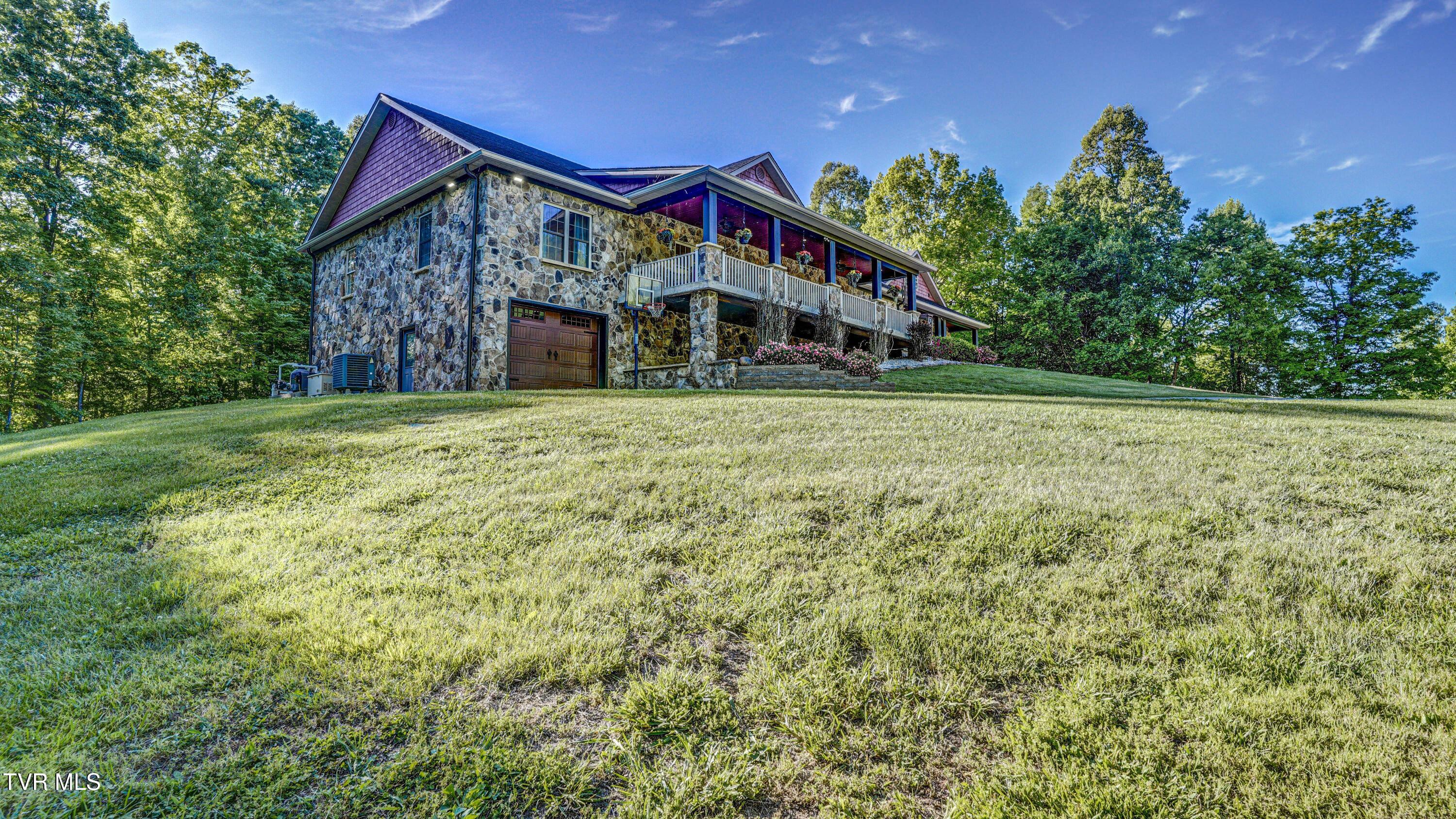 167 Tailwater Road
