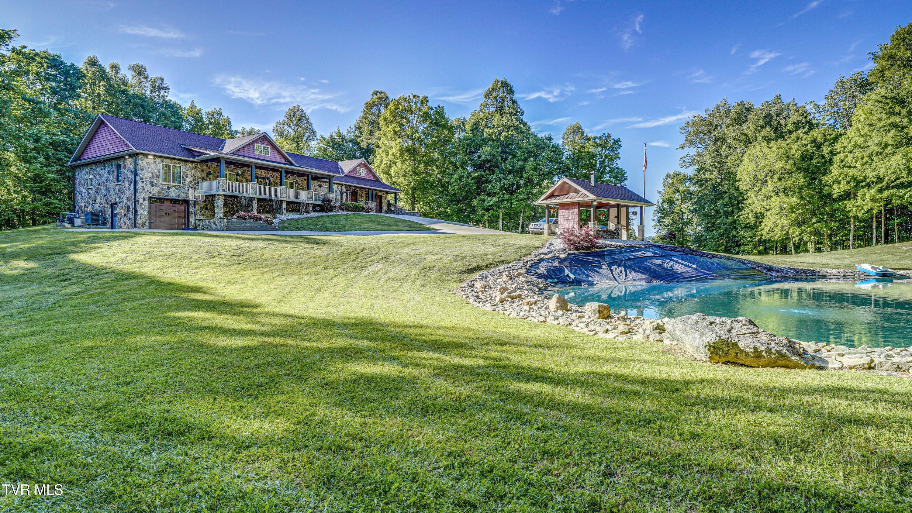 167 Tailwater Road
