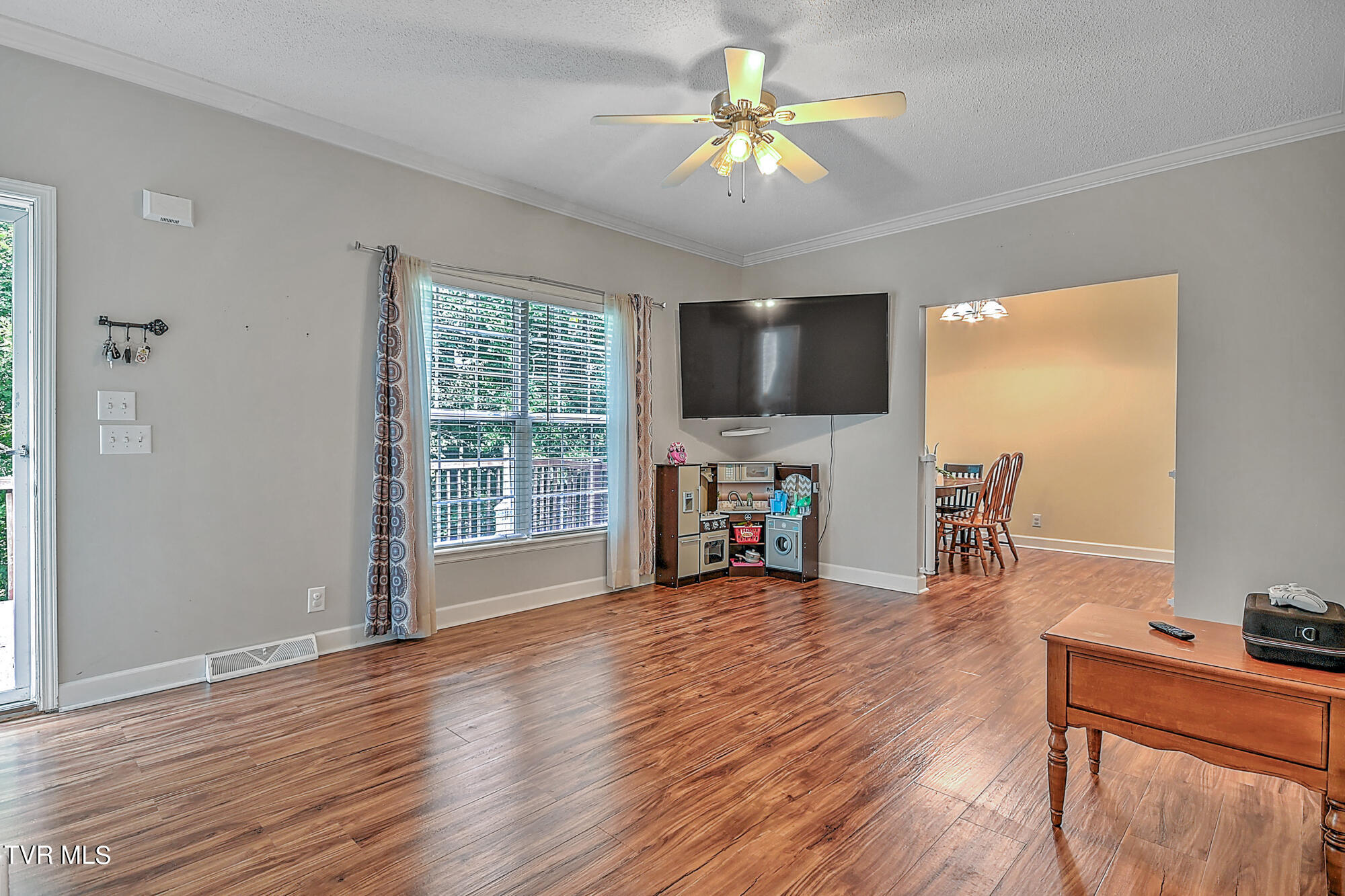380 Moulton Greene Road, Fall Branch, Tennessee image 2