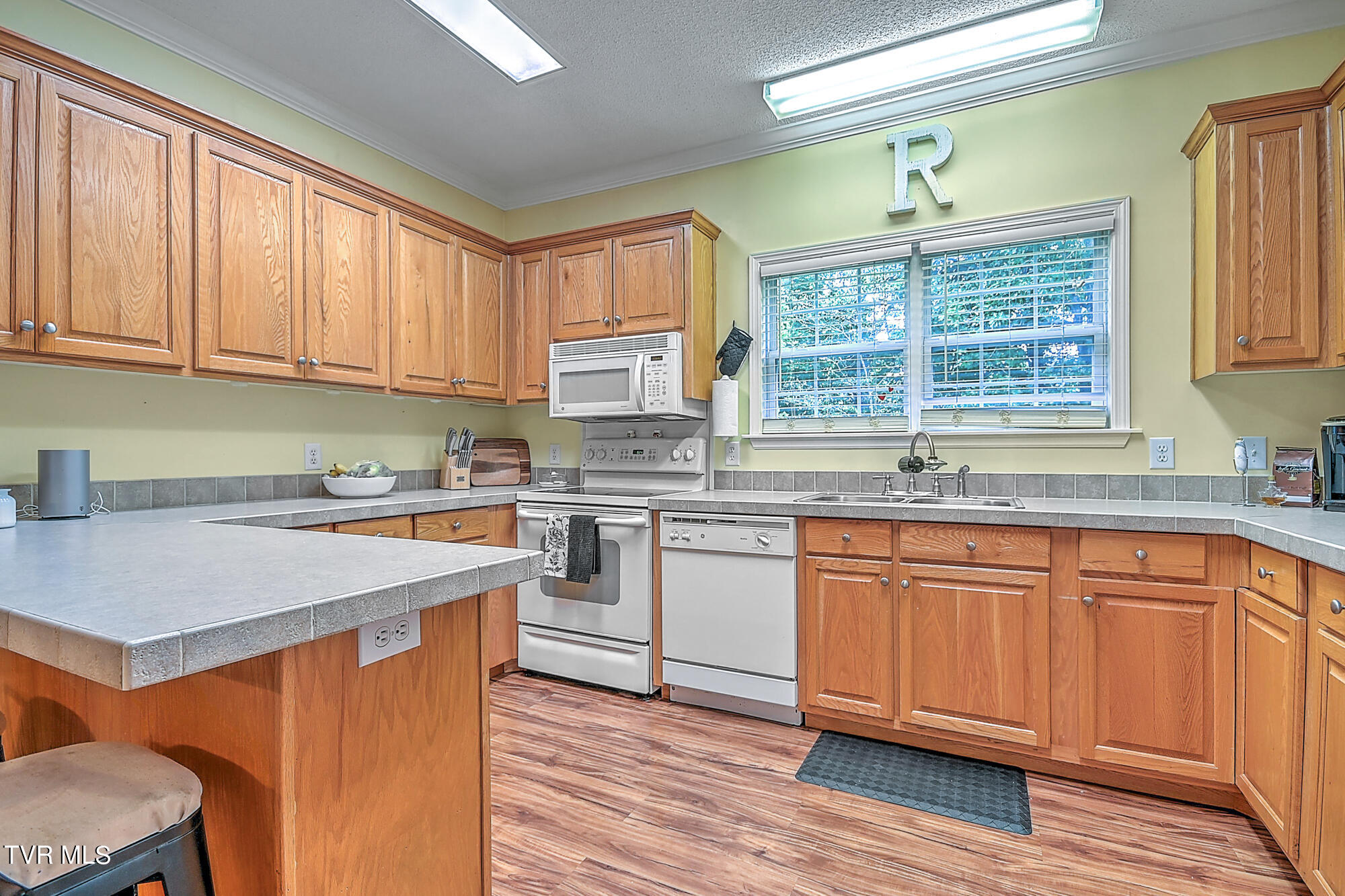 380 Moulton Greene Road, Fall Branch, Tennessee image 10
