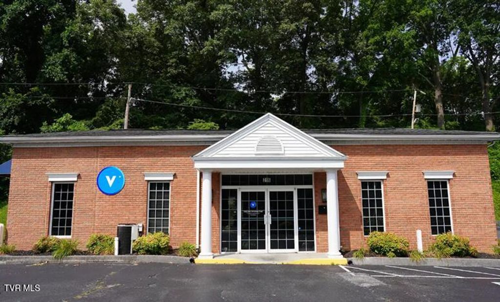 Photo of 216 Ravine Road, Kingsport, TN 37660 (MLS # 9993440)