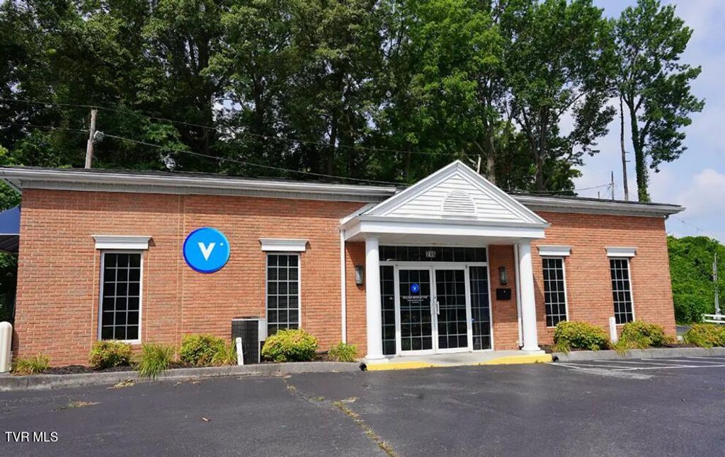 Photo of 216 Ravine Road, Kingsport, TN 37660 (MLS # 9993440)