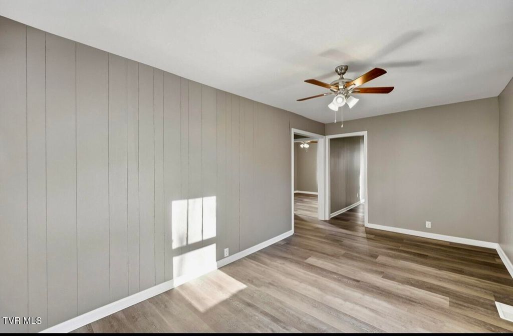 Photo of 2616 Park Avenue, Johnson City, TN 37601 (MLS # 9990412)