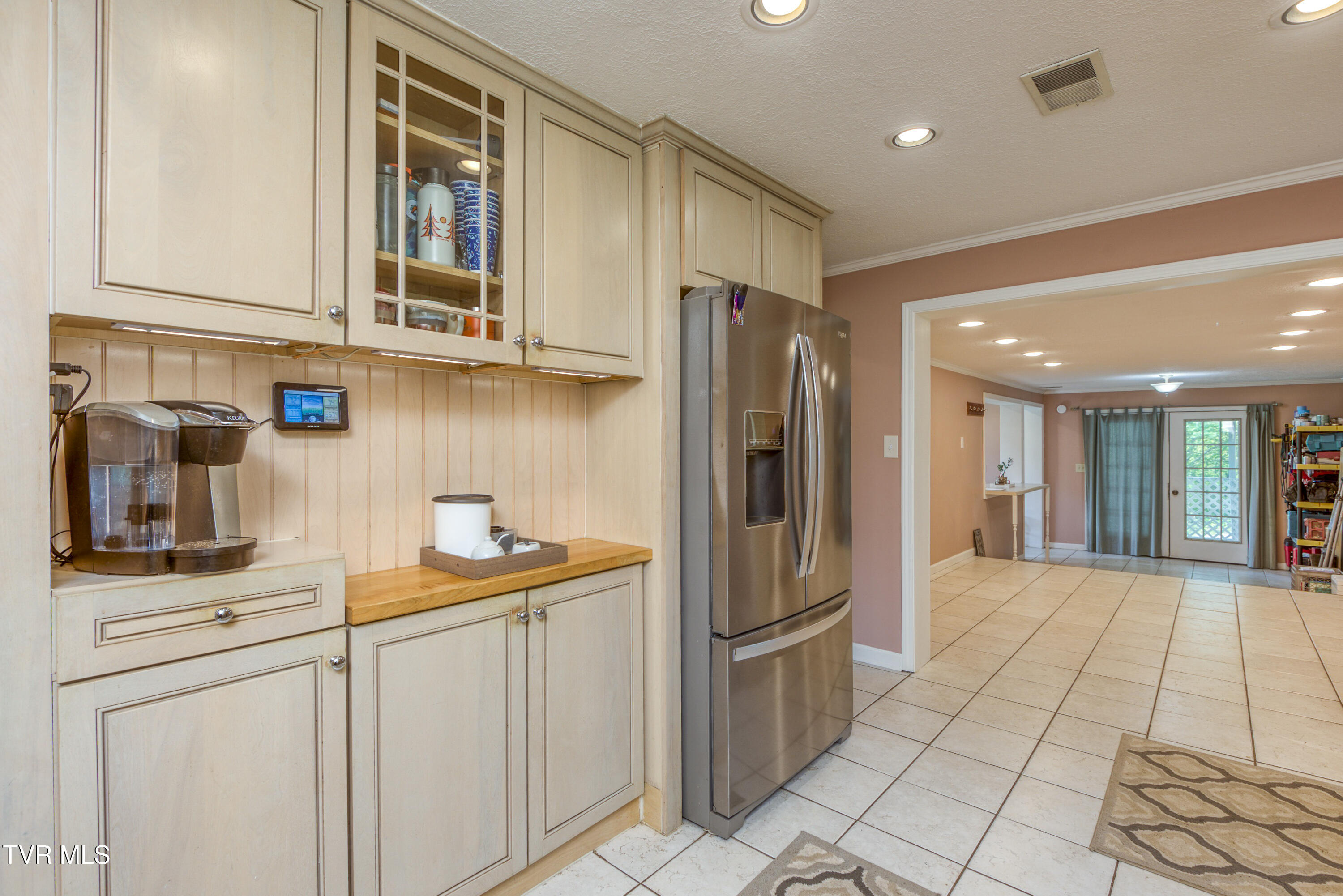 255 Holly Mountain Lane, Bristol, Virginia image 18