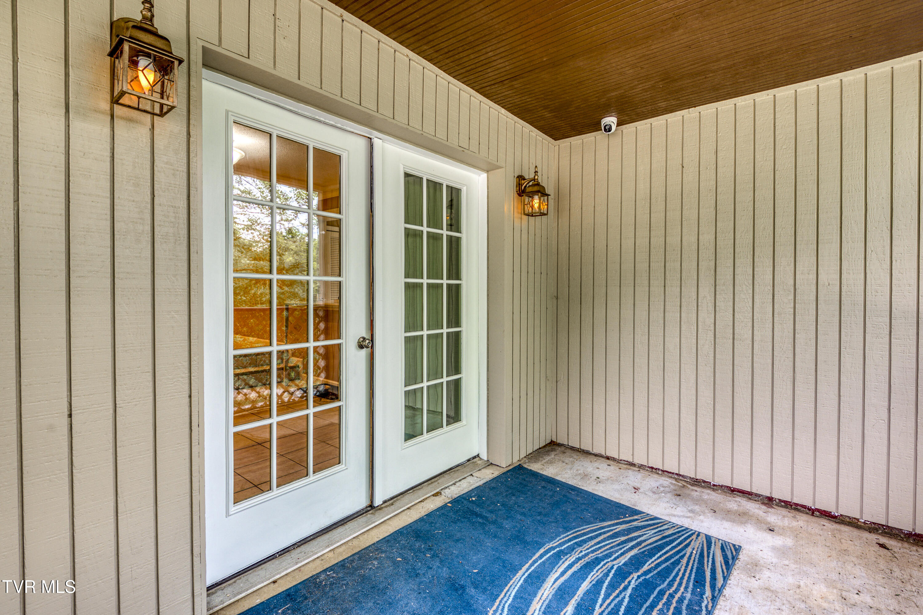 255 Holly Mountain Lane, Bristol, Virginia image 13
