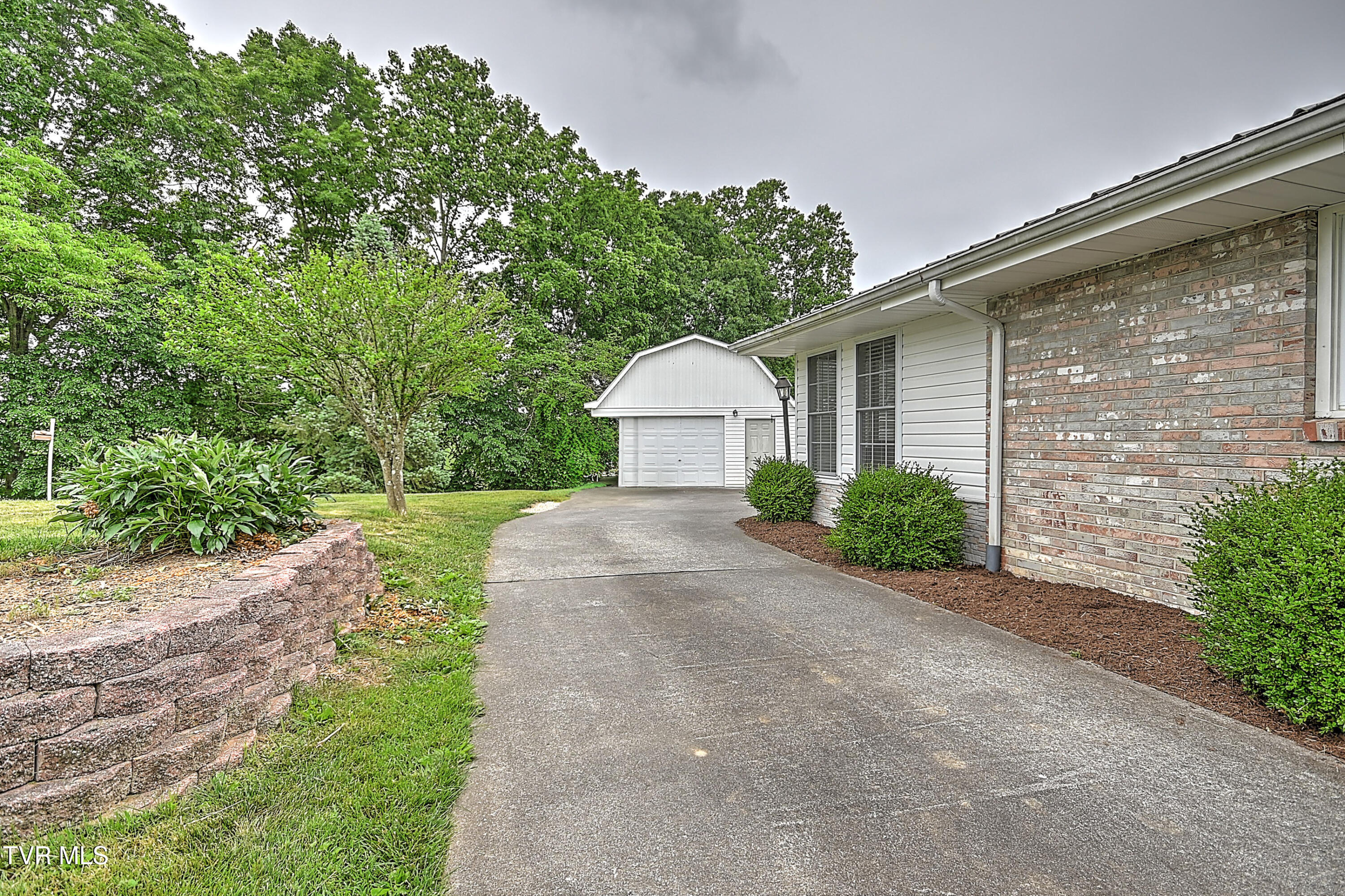 131 Circle Drive, Surgoinsville, Tennessee image 32
