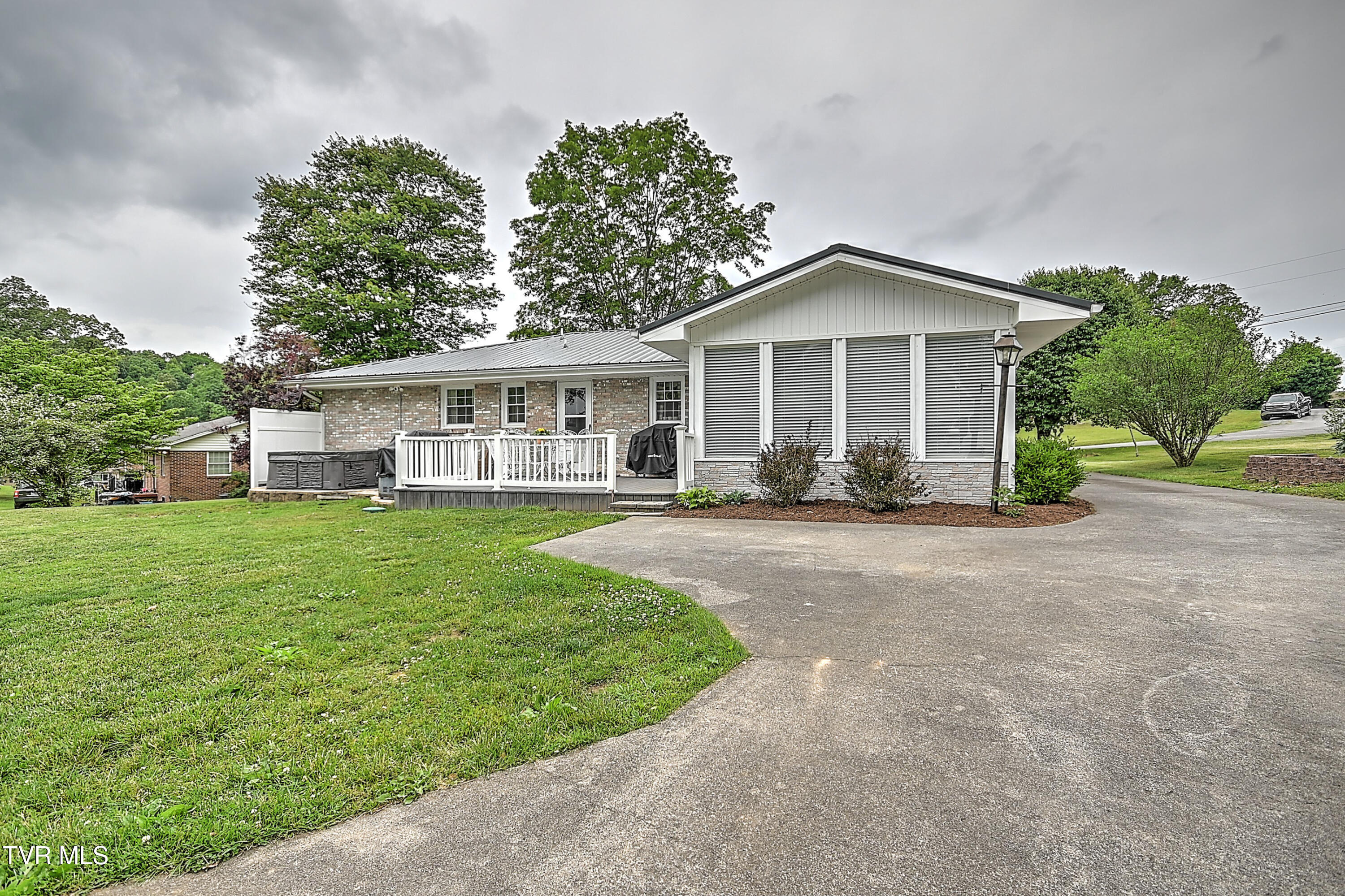 131 Circle Drive, Surgoinsville, Tennessee image 34