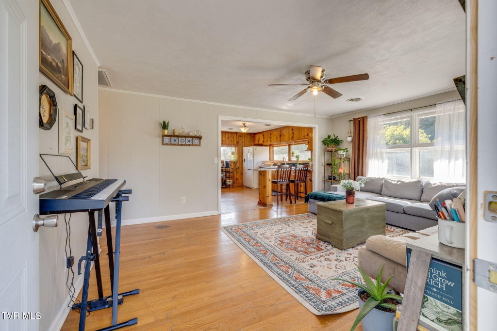 Photo of 3412 Glen Alpine Road, Kingsport, TN 37660 (MLS # 10001075)