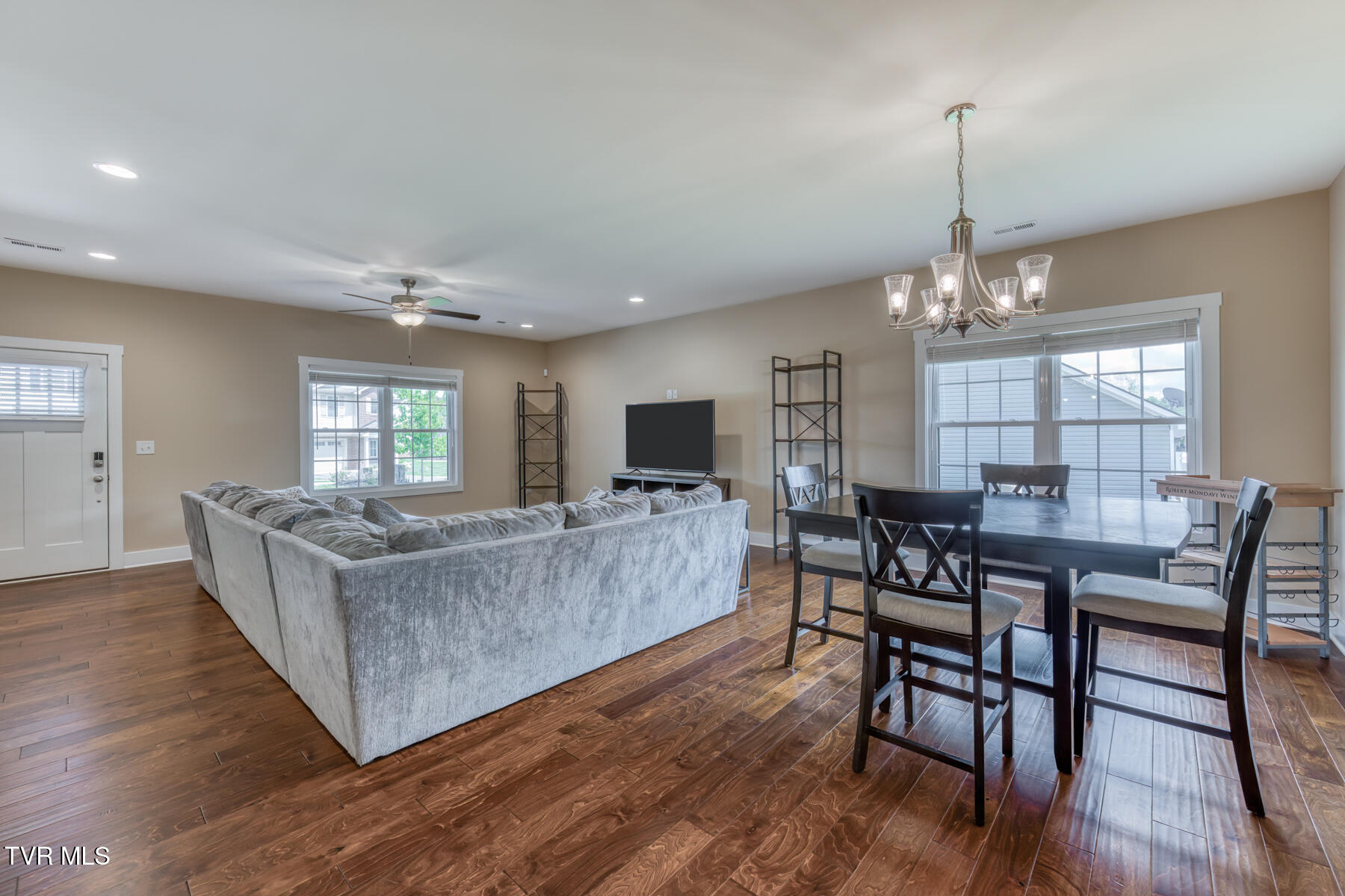 1447 Lemongrass Drive, Jonesborough, Tennessee image 7
