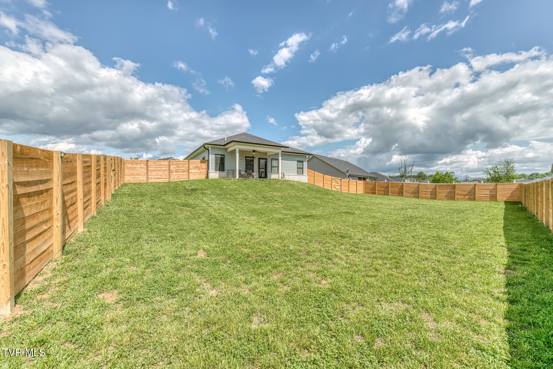 1447 Lemongrass Drive, Jonesborough, Tennessee image 32