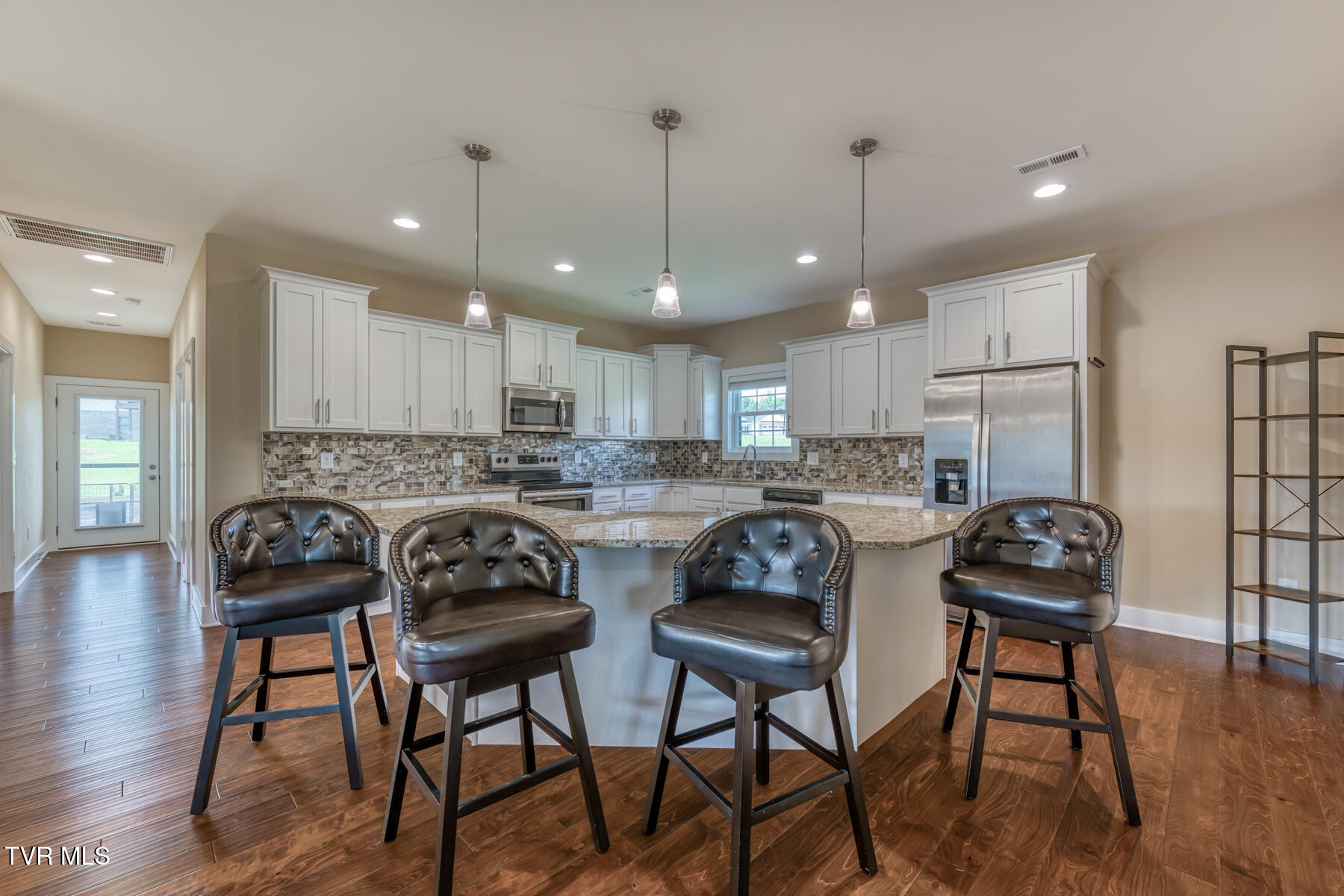 1447 Lemongrass Drive, Jonesborough, Tennessee image 9