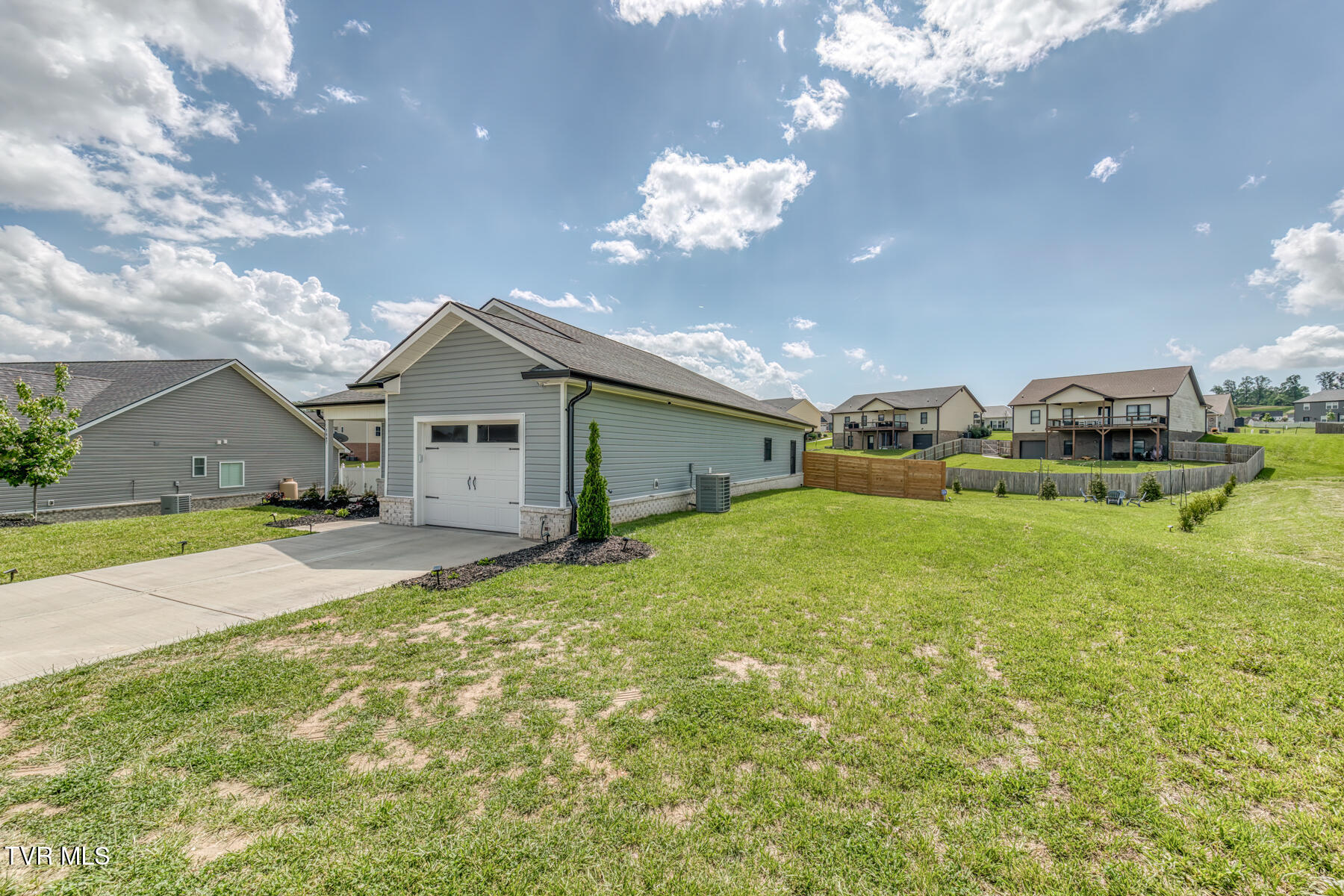1447 Lemongrass Drive, Jonesborough, Tennessee image 26