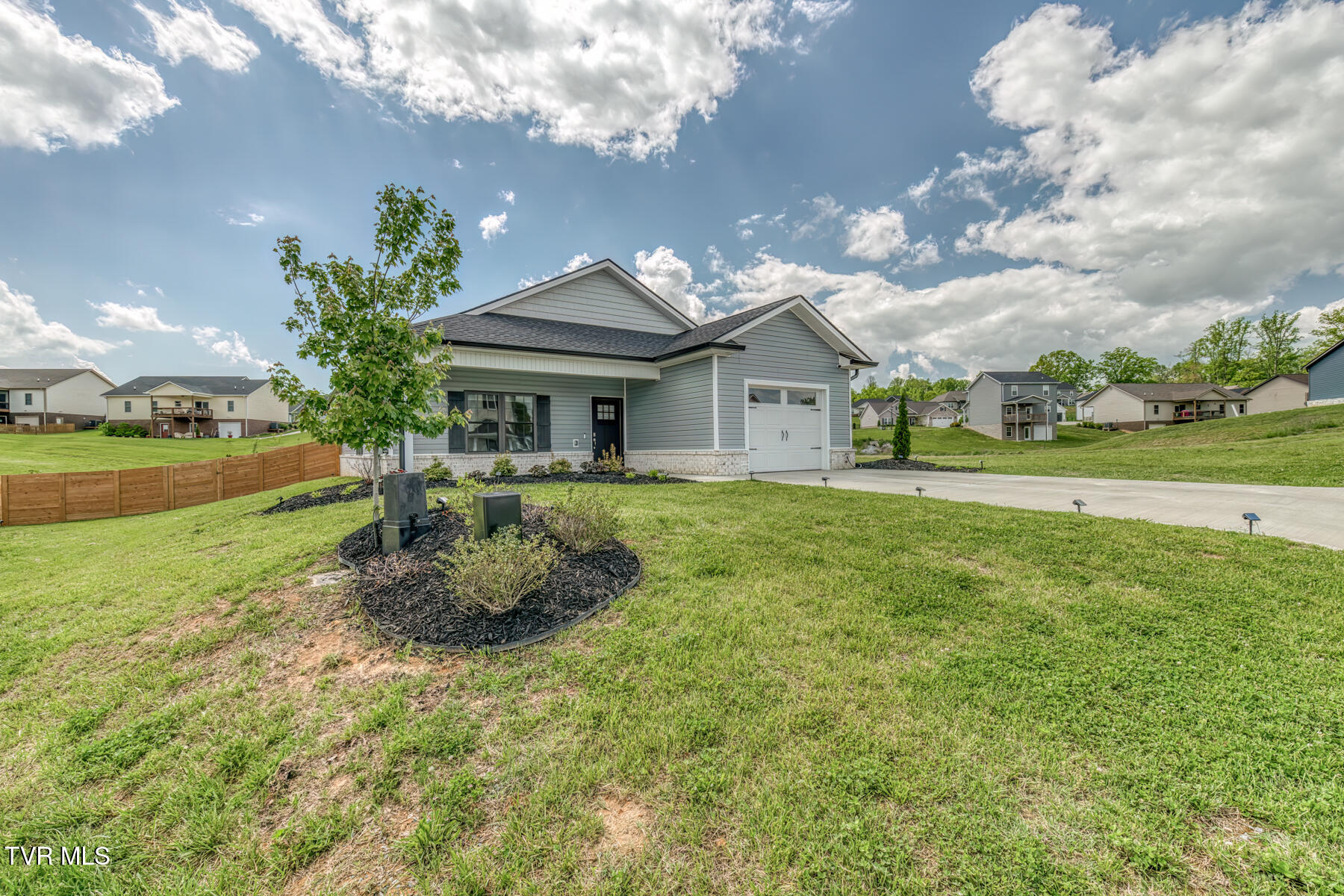 1447 Lemongrass Drive, Jonesborough, Tennessee image 25