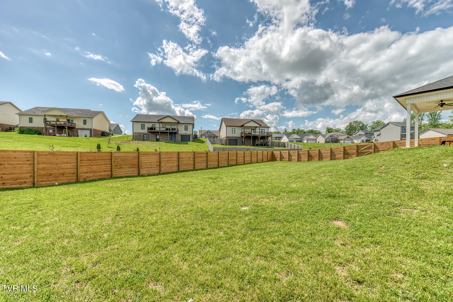 1447 Lemongrass Drive, Jonesborough, Tennessee image 35