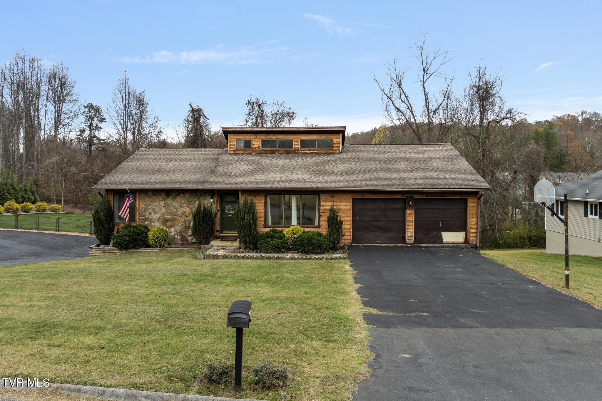 416 Crestfield Drive, Bristol, Tennessee image 2