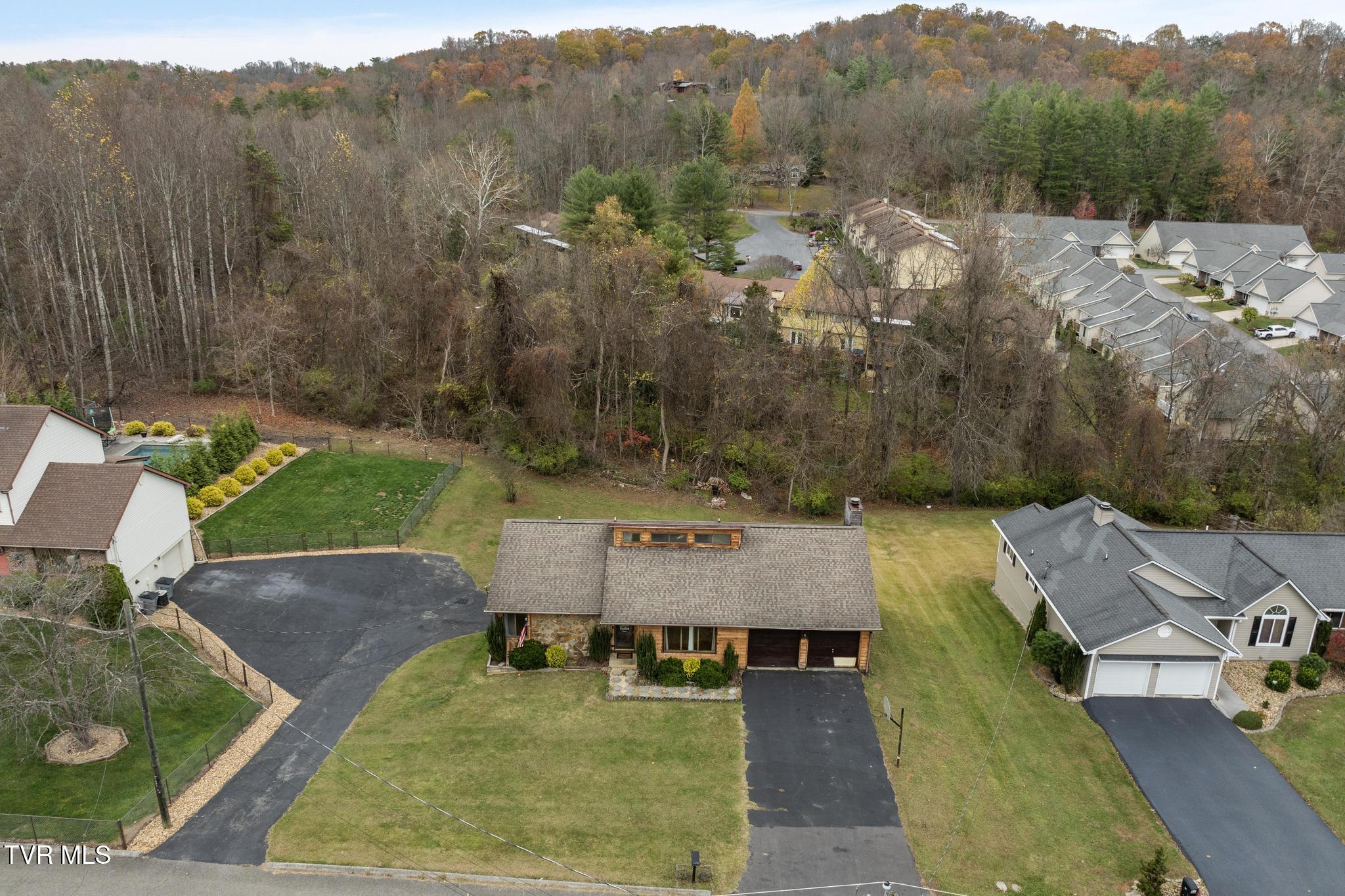416 Crestfield Drive, Bristol, Tennessee image 40