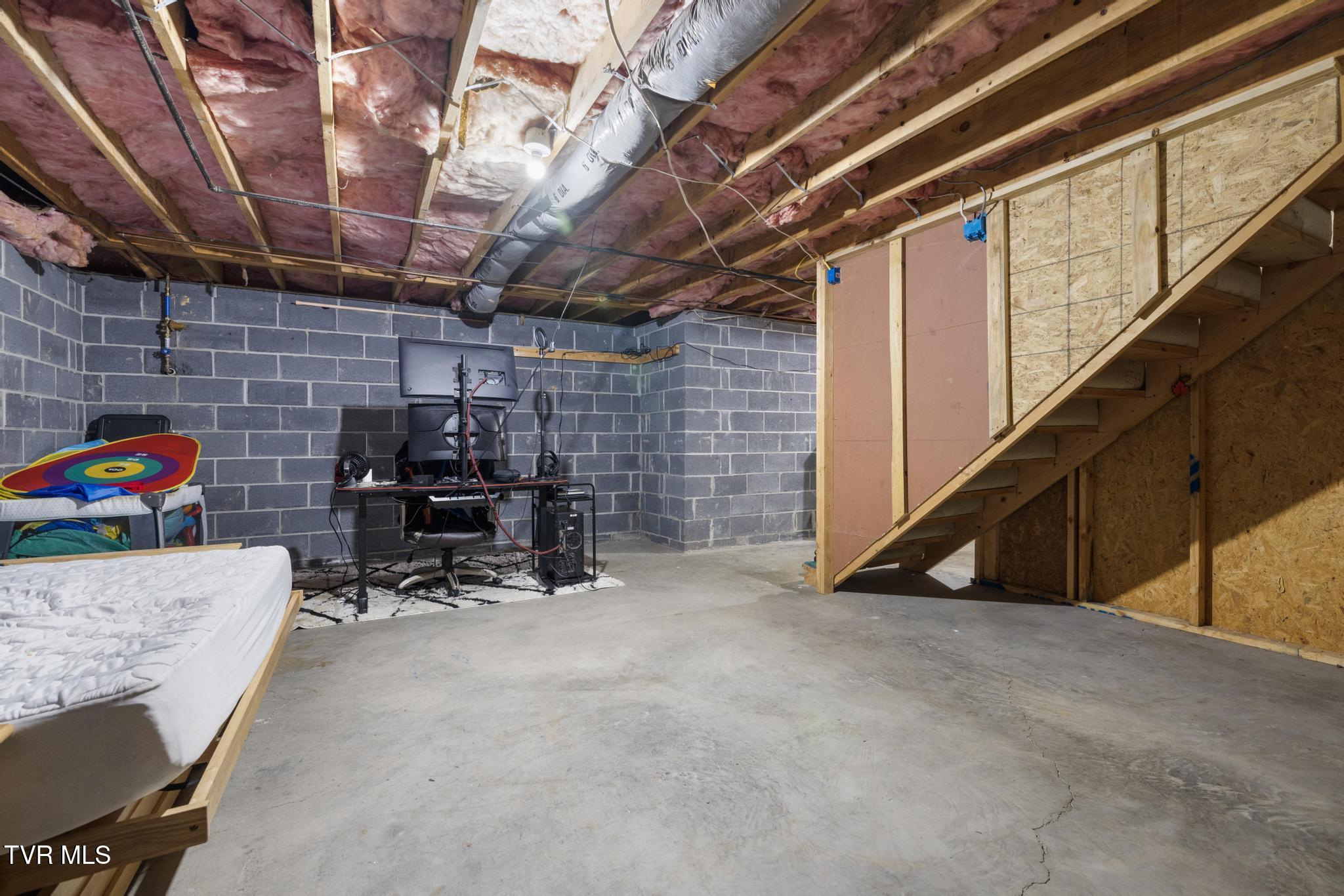 416 Crestfield Drive, Bristol, Tennessee image 27