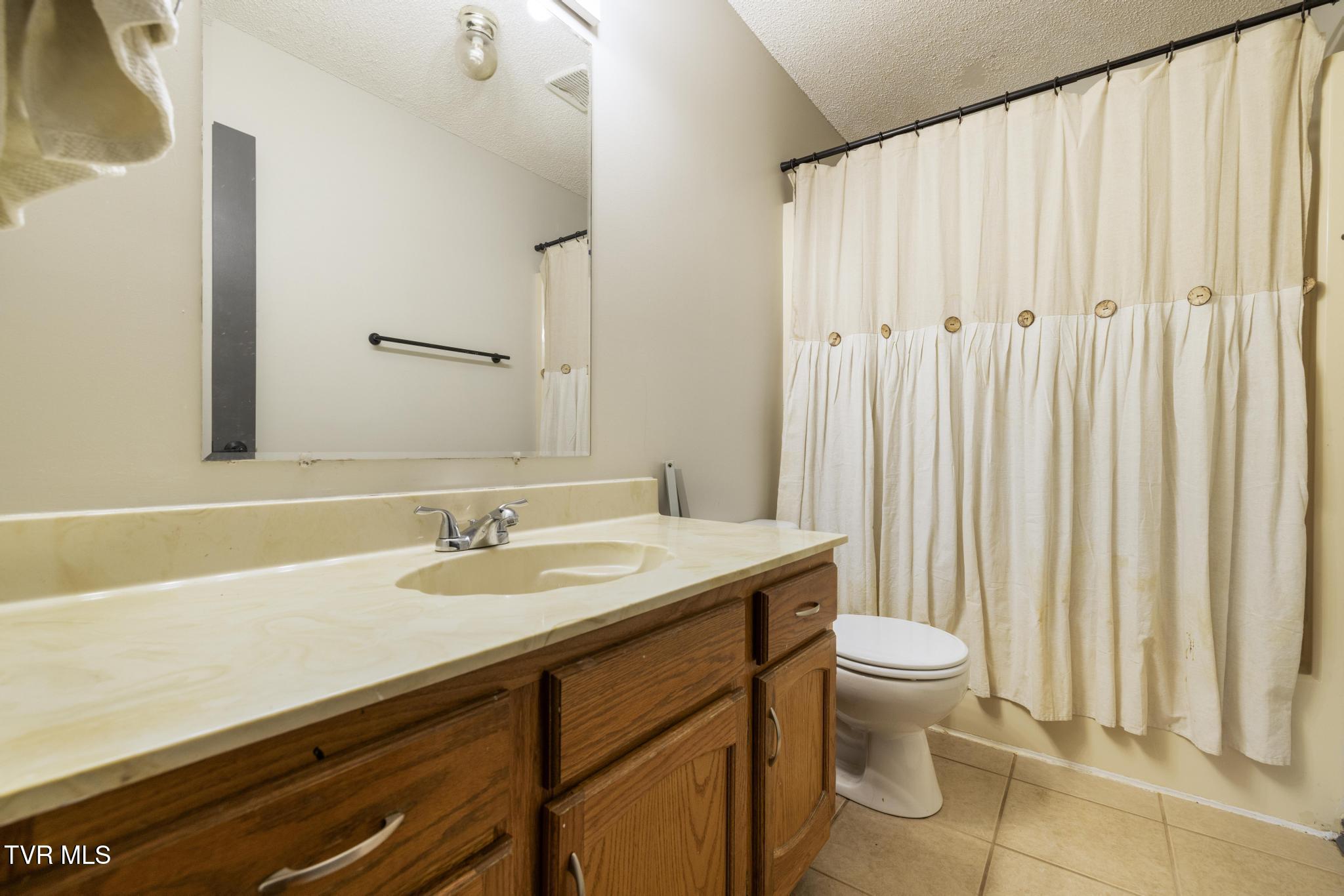 416 Crestfield Drive, Bristol, Tennessee image 20