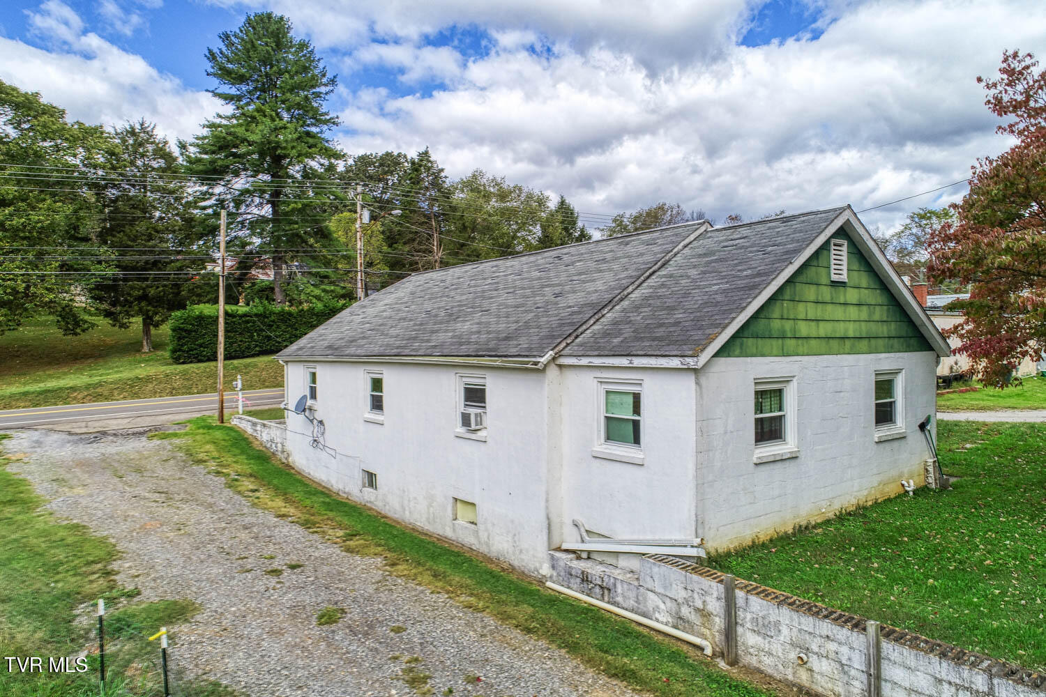 2114 Main Street, Surgoinsville, Tennessee image 10