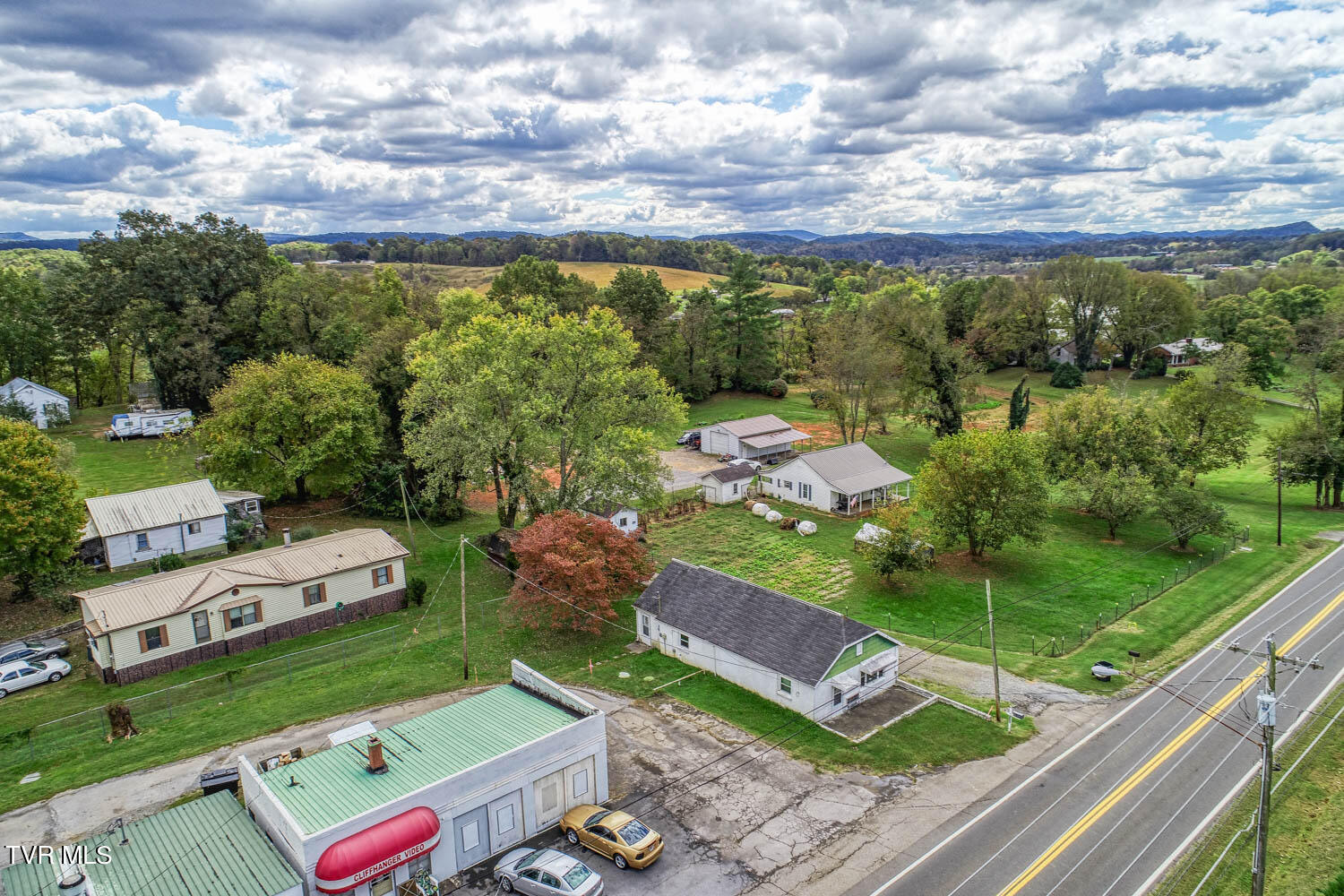 2114 Main Street, Surgoinsville, Tennessee image 17