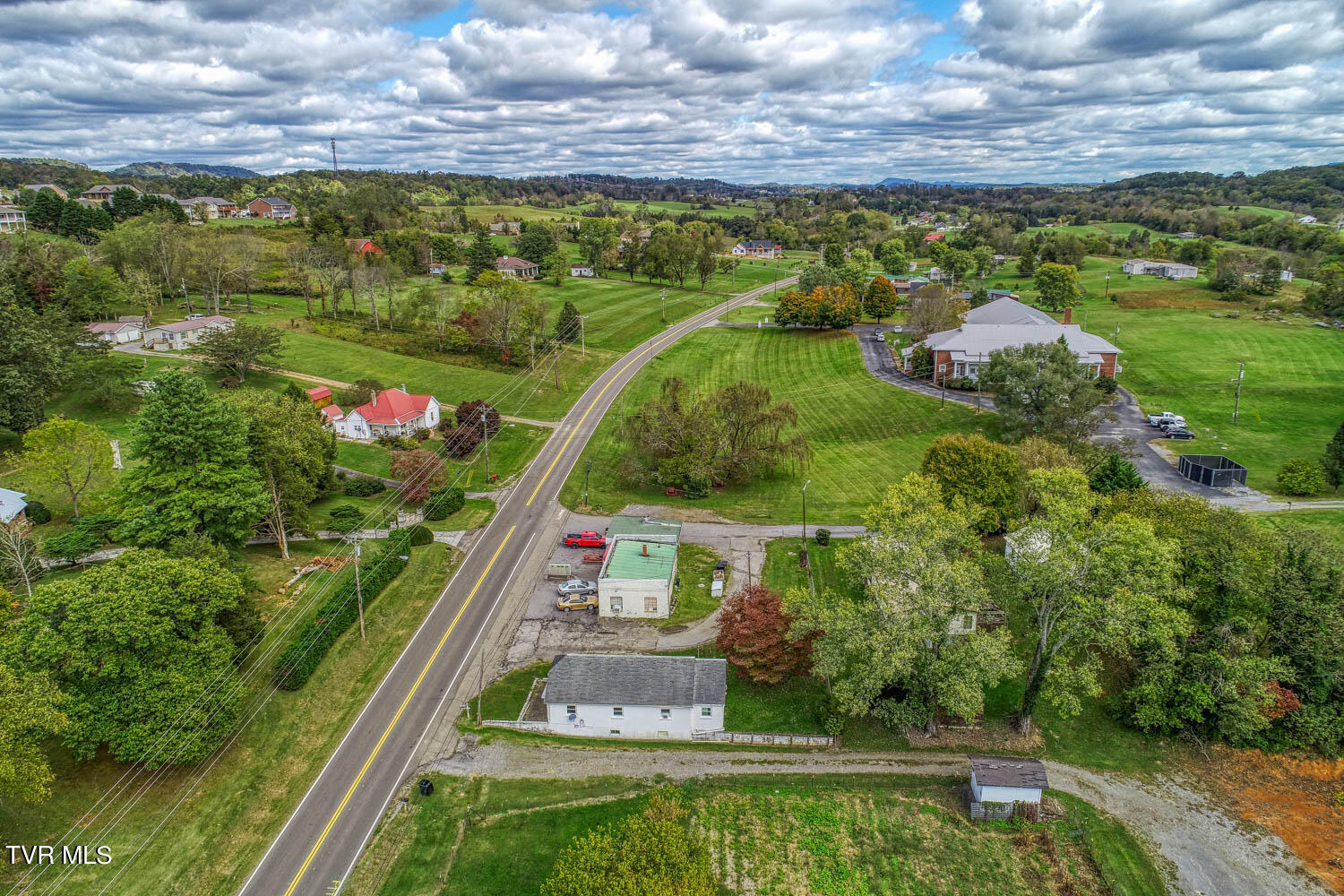2114 Main Street, Surgoinsville, Tennessee image 27