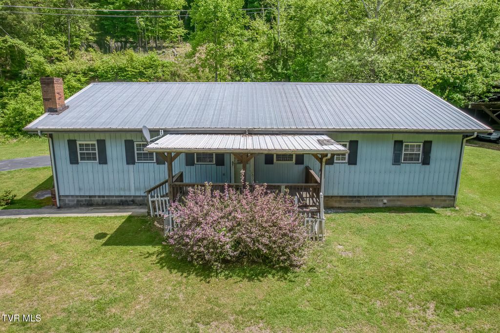 Photo of 231 Ollis Bowers Hill Road, Kingsport, TN 37664 (MLS # 9994764)