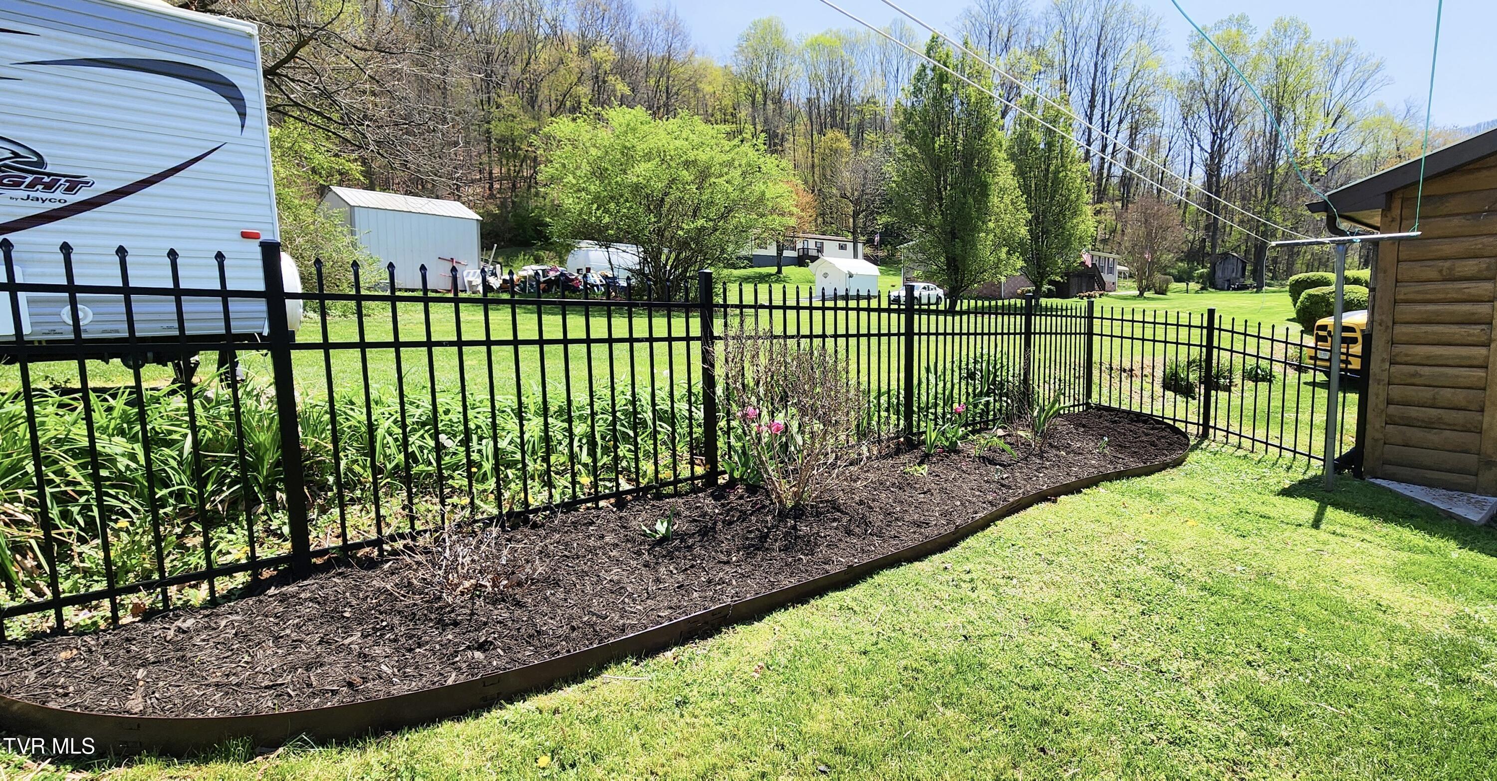 706 2nd Street, Damascus, Virginia image 18