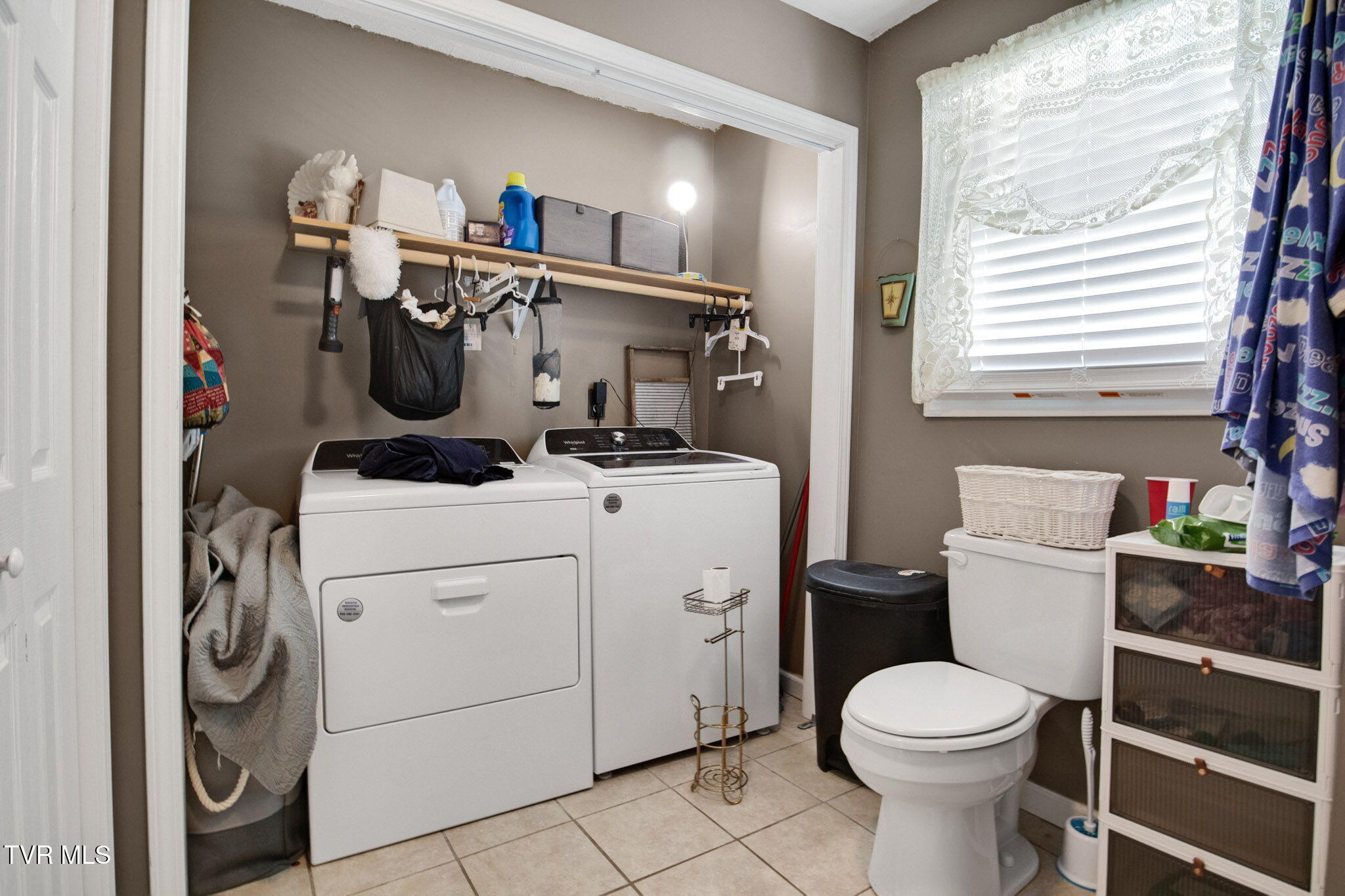 311 Roan Street, Elizabethton, Tennessee image 22