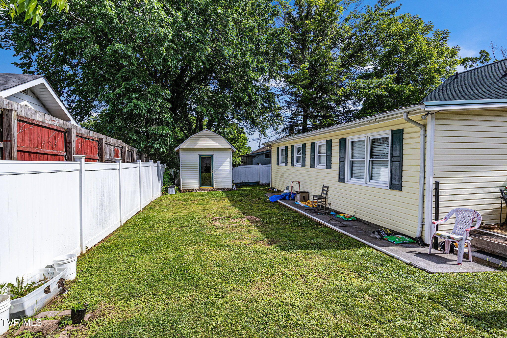 311 Roan Street, Elizabethton, Tennessee image 35