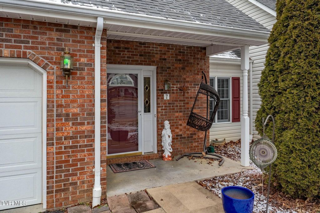 Photo of 7 Cherokee Ridge Court #7, Johnson City, TN 37604 (MLS # 9990719)