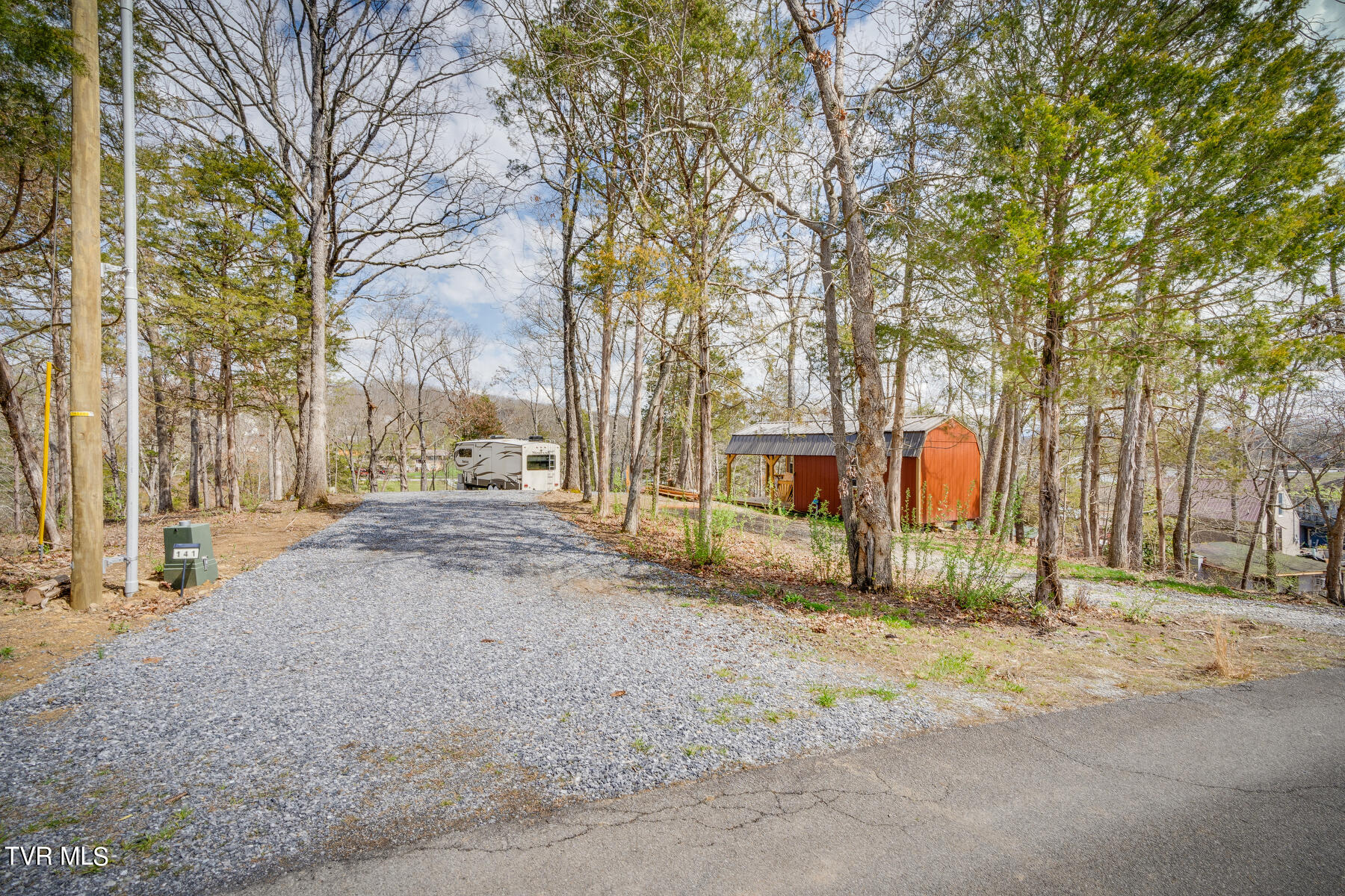 141 H R King Road, Johnson City, Tennessee image 1