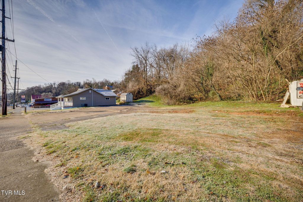 Photo of 976984 Lynn Garden Drive, Kingsport, TN 37665 (MLS # 9988929)