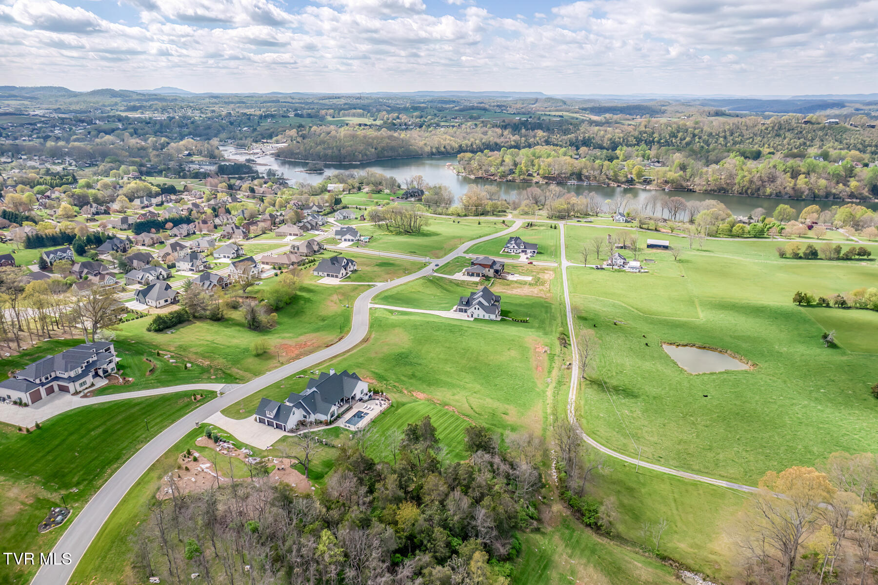 2436 Duncans Retreat Drive, Johnson City, Tennessee image 23