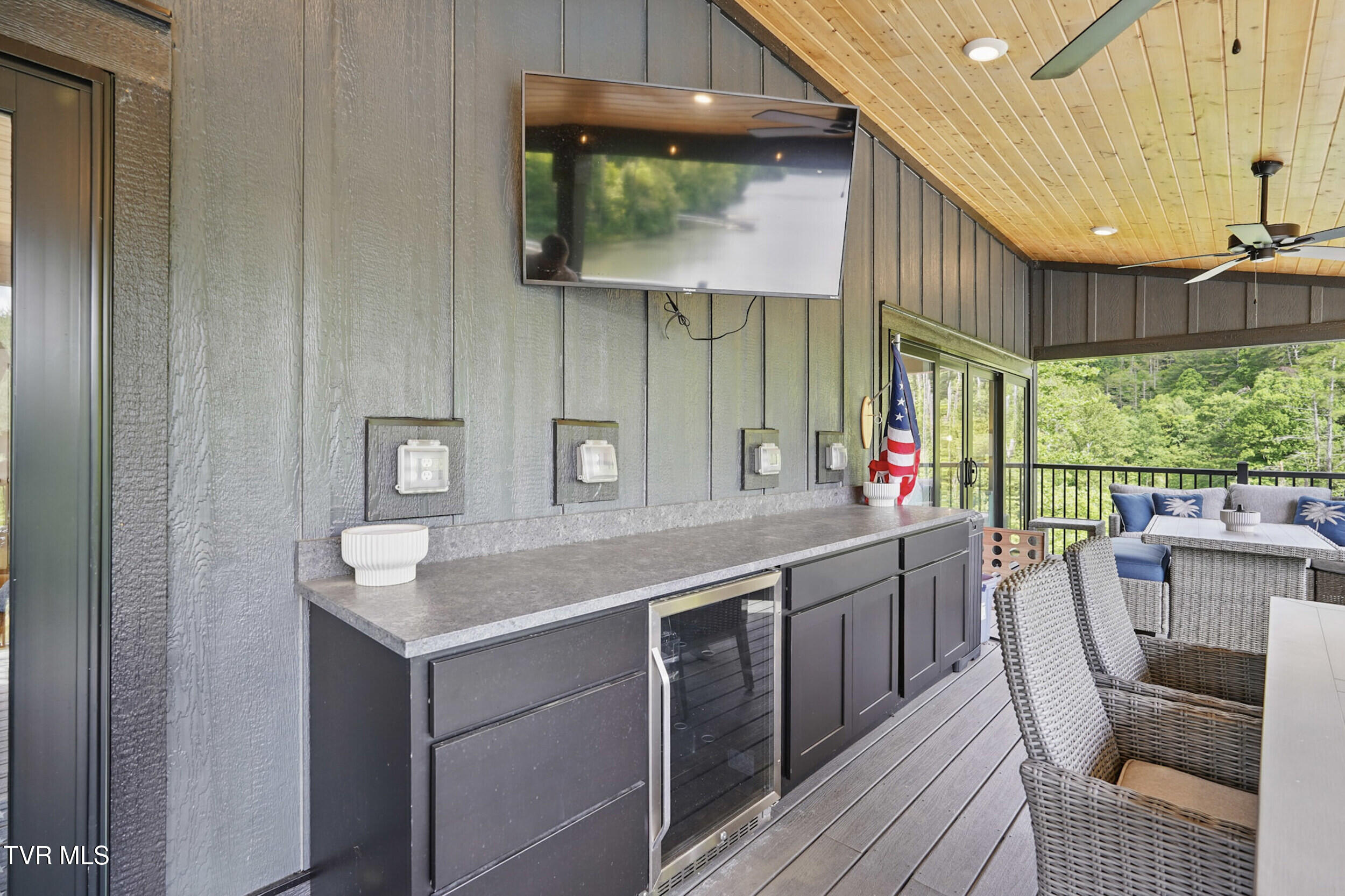 273 Campbell Road, Butler, Tennessee image 9