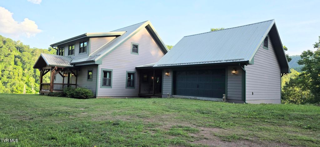 Photo of 109 Lonesome Pine Trail, Butler, TN 37640 (MLS # 9996125)