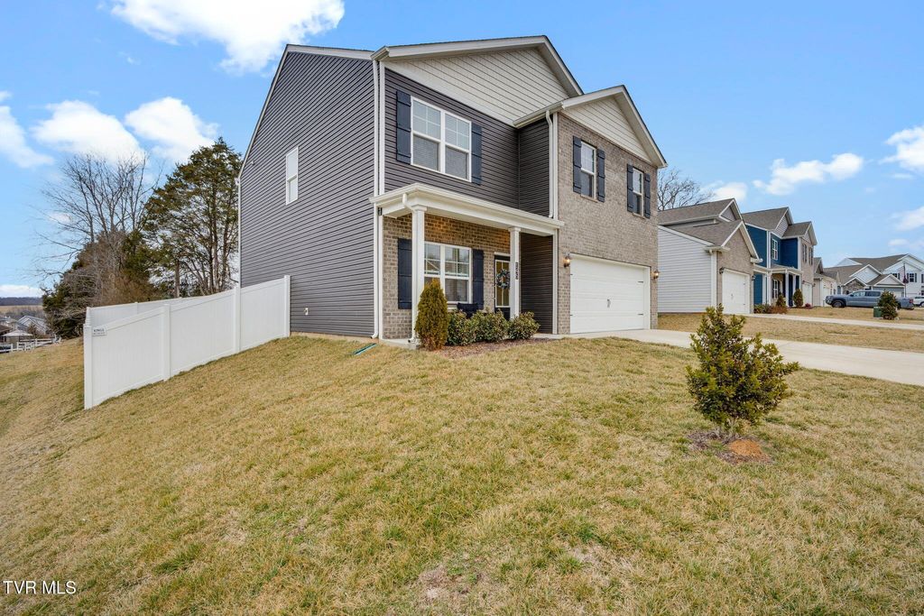 Photo of 146 Thistle Drive, Bluff City, TN 37618 (MLS # 9991408)