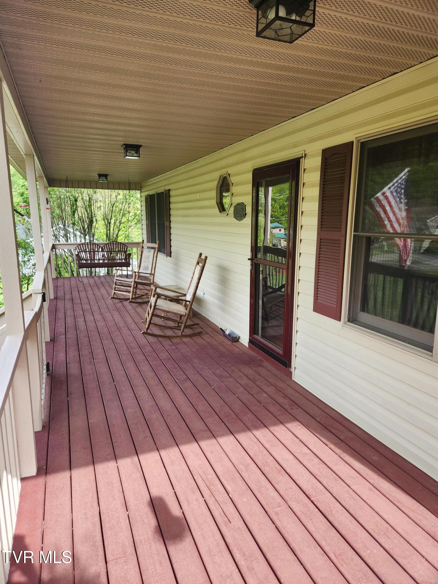 107 Buckner Drive, Roan Mountain, Tennessee image 3