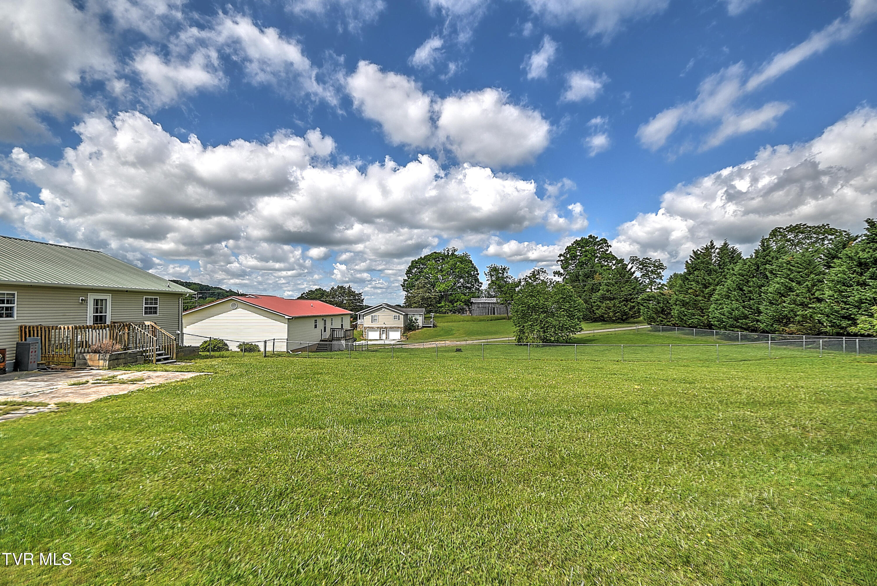 2814 Newport Highway, Greeneville, Tennessee image 25